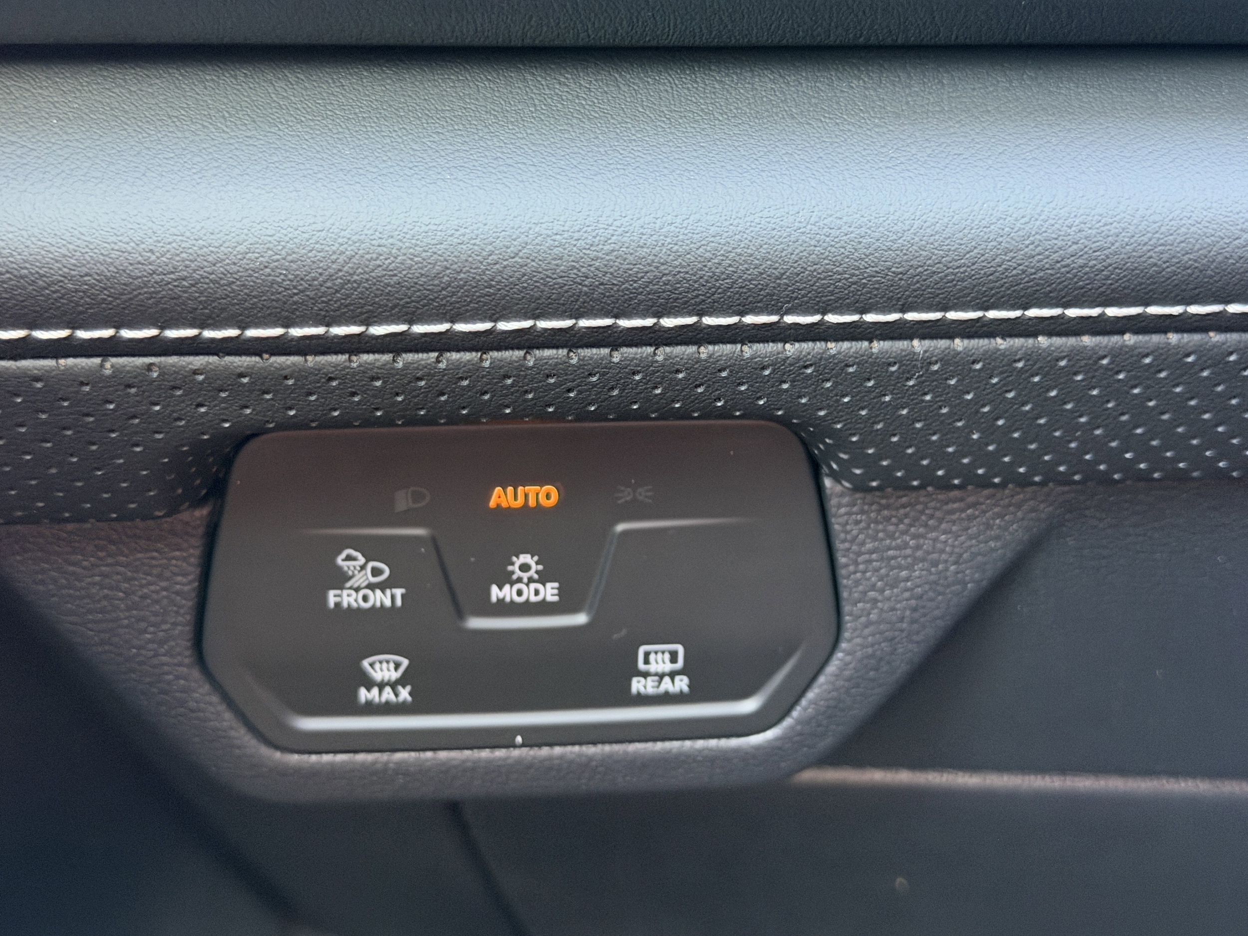 2026 Volkswagen Atlas SEL - Photo 25