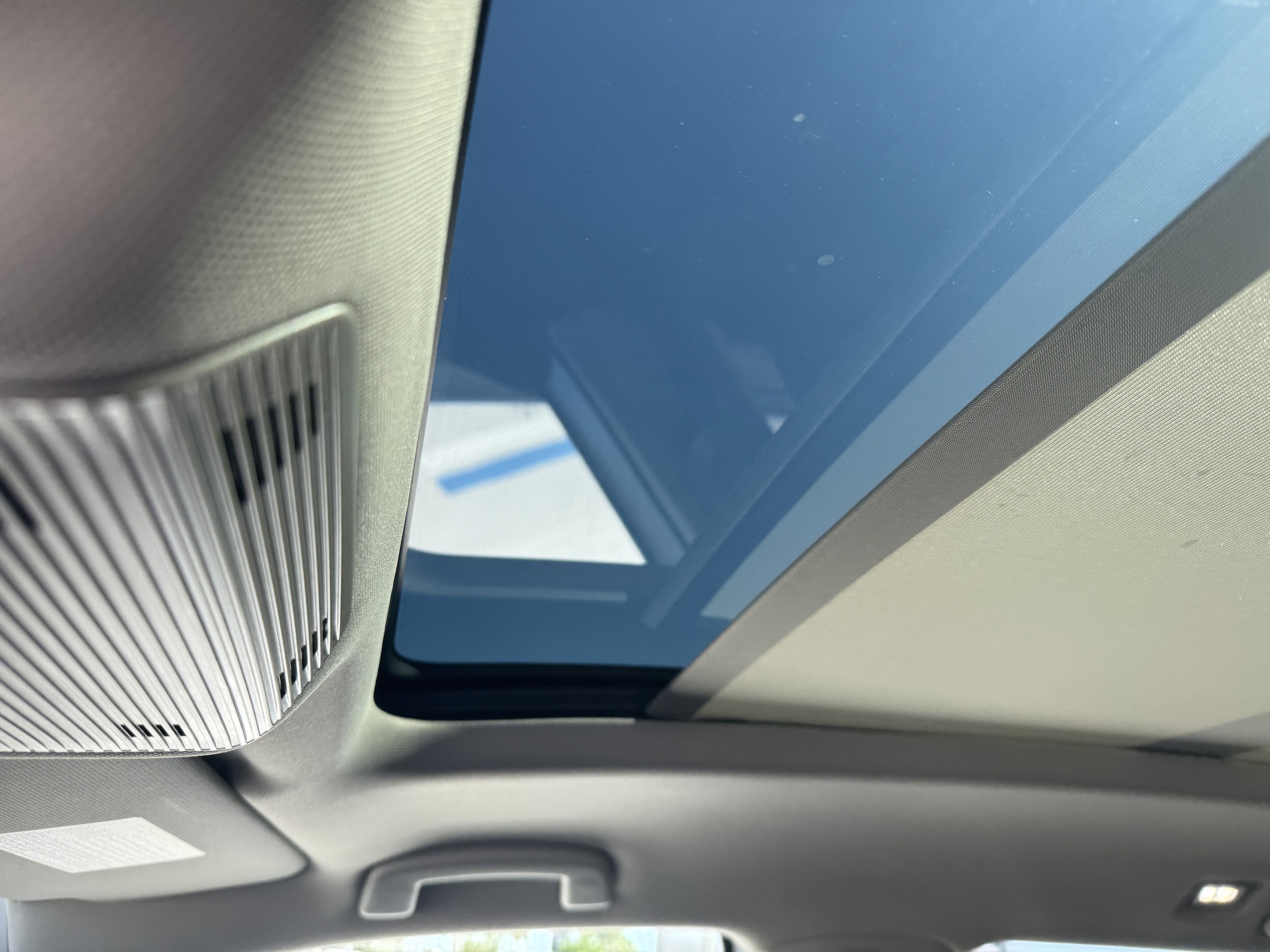 2026 Volkswagen Atlas SE w/Tech - Photo 20