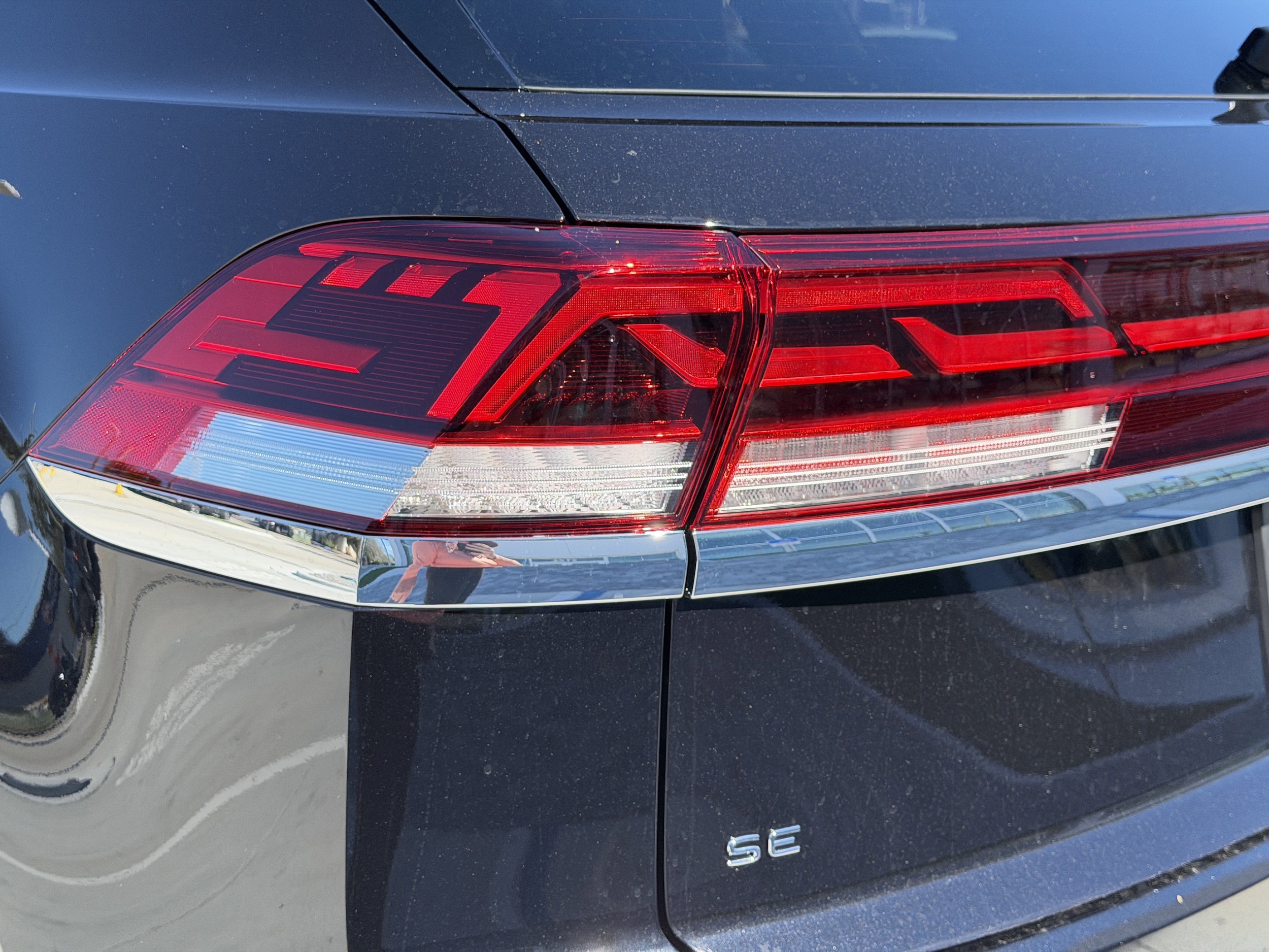 2026 Volkswagen Atlas Cross Sport SE w/Tech - Photo 9