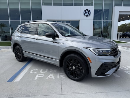 2022 Volkswagen Tiguan SE R-Line Black SUV 3VV8B7AX5NM010479