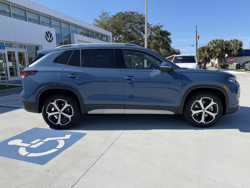 New 2026 Volkswagen Tiguan 2.0T SE SUV