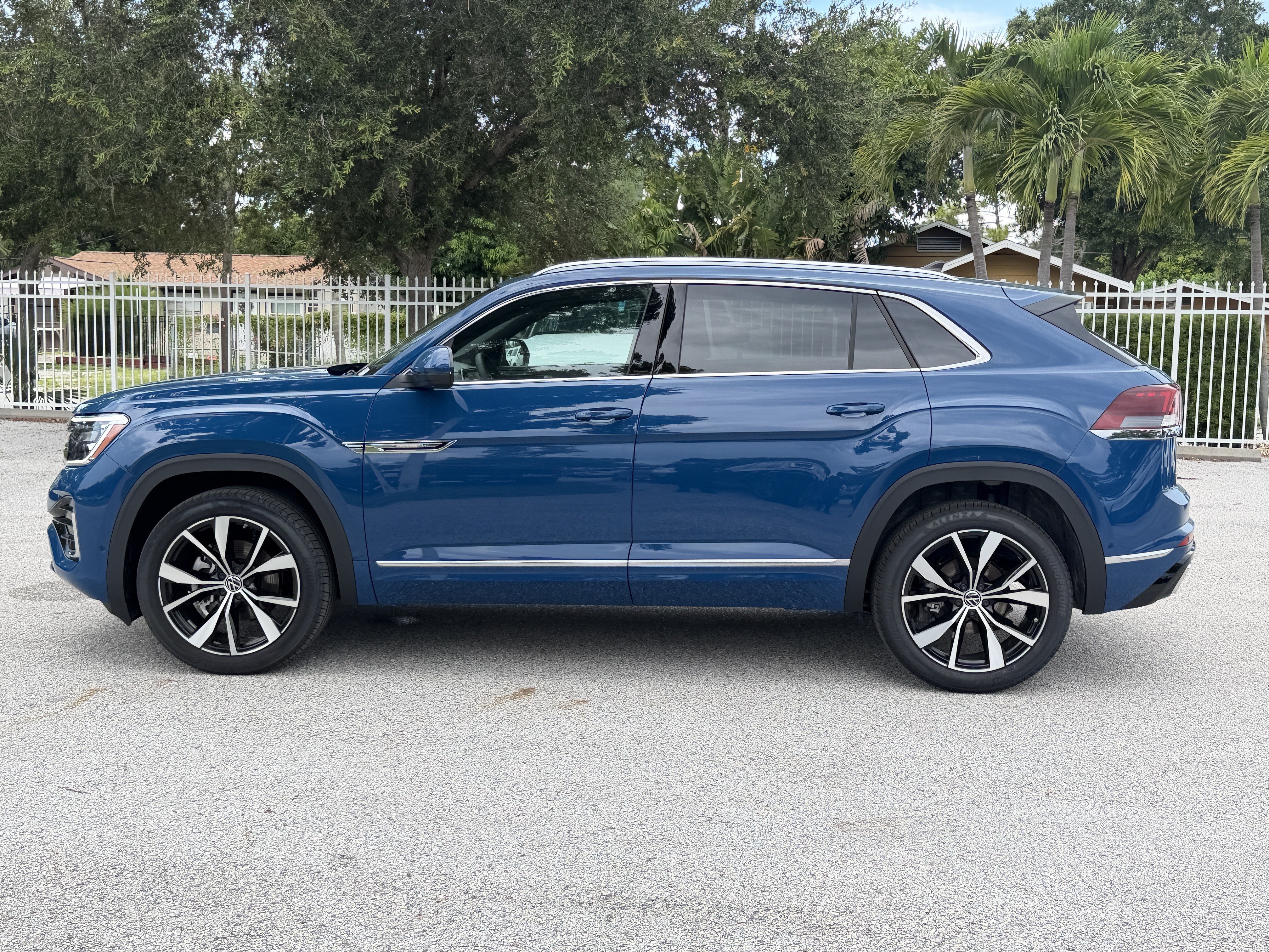 New 2026 Volkswagen Atlas Cross Sport SEL Premium R-Line SUV