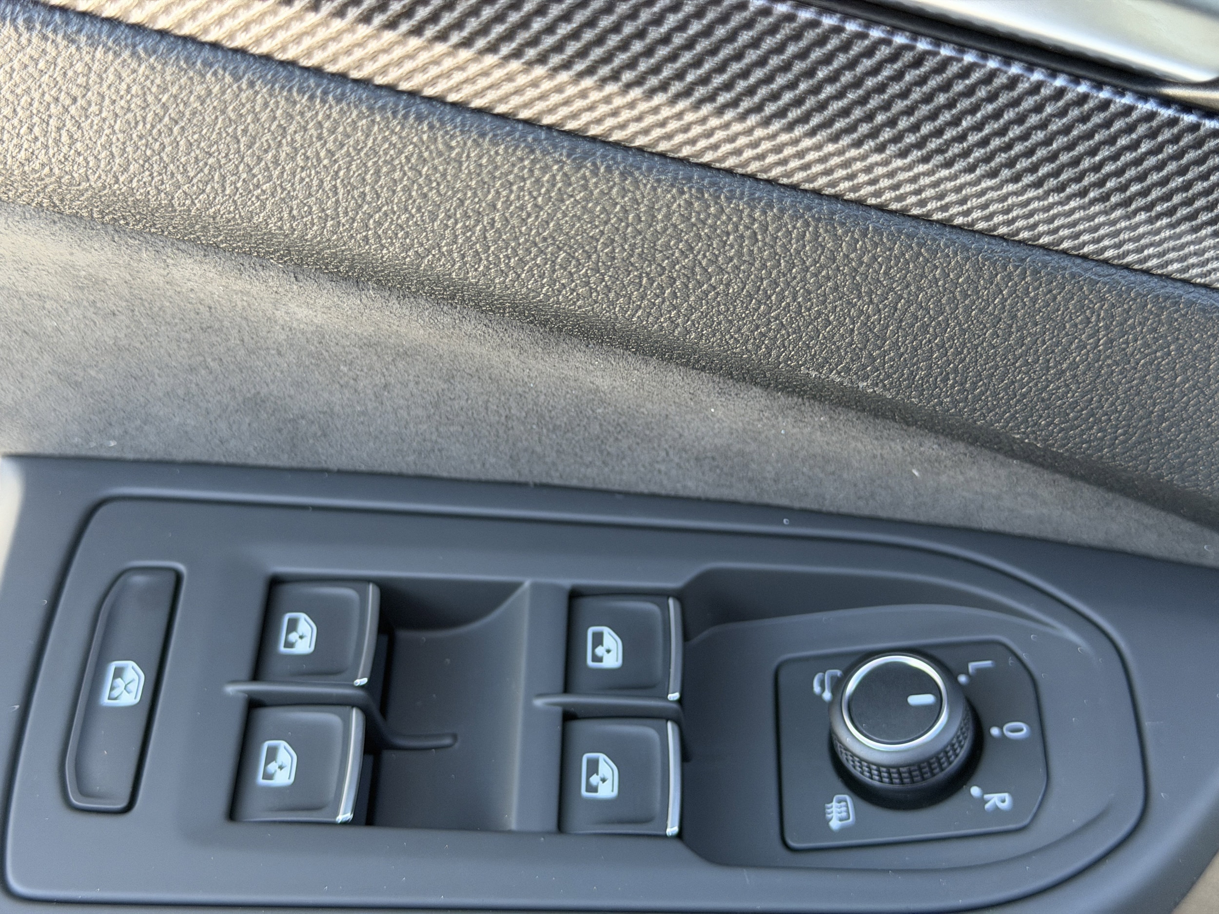 2026 Volkswagen Golf GTI SE - Photo 17