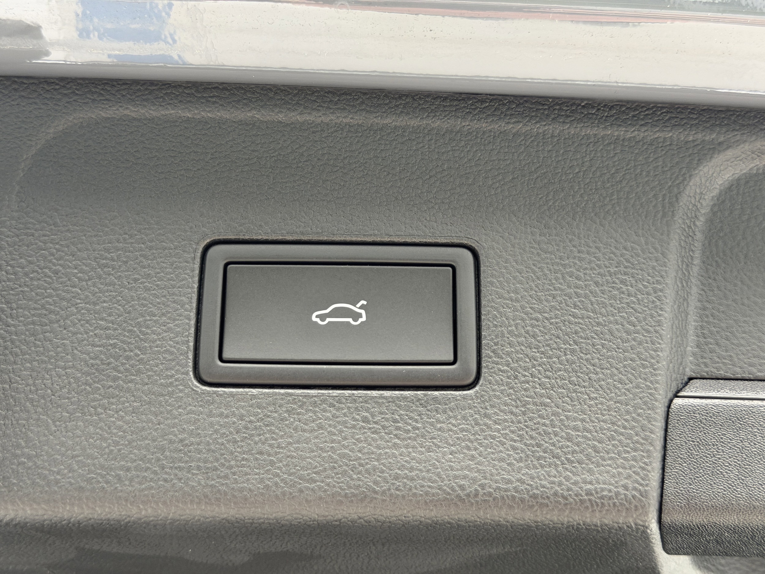 2026 Volkswagen Atlas SE w/Tech - Photo 11