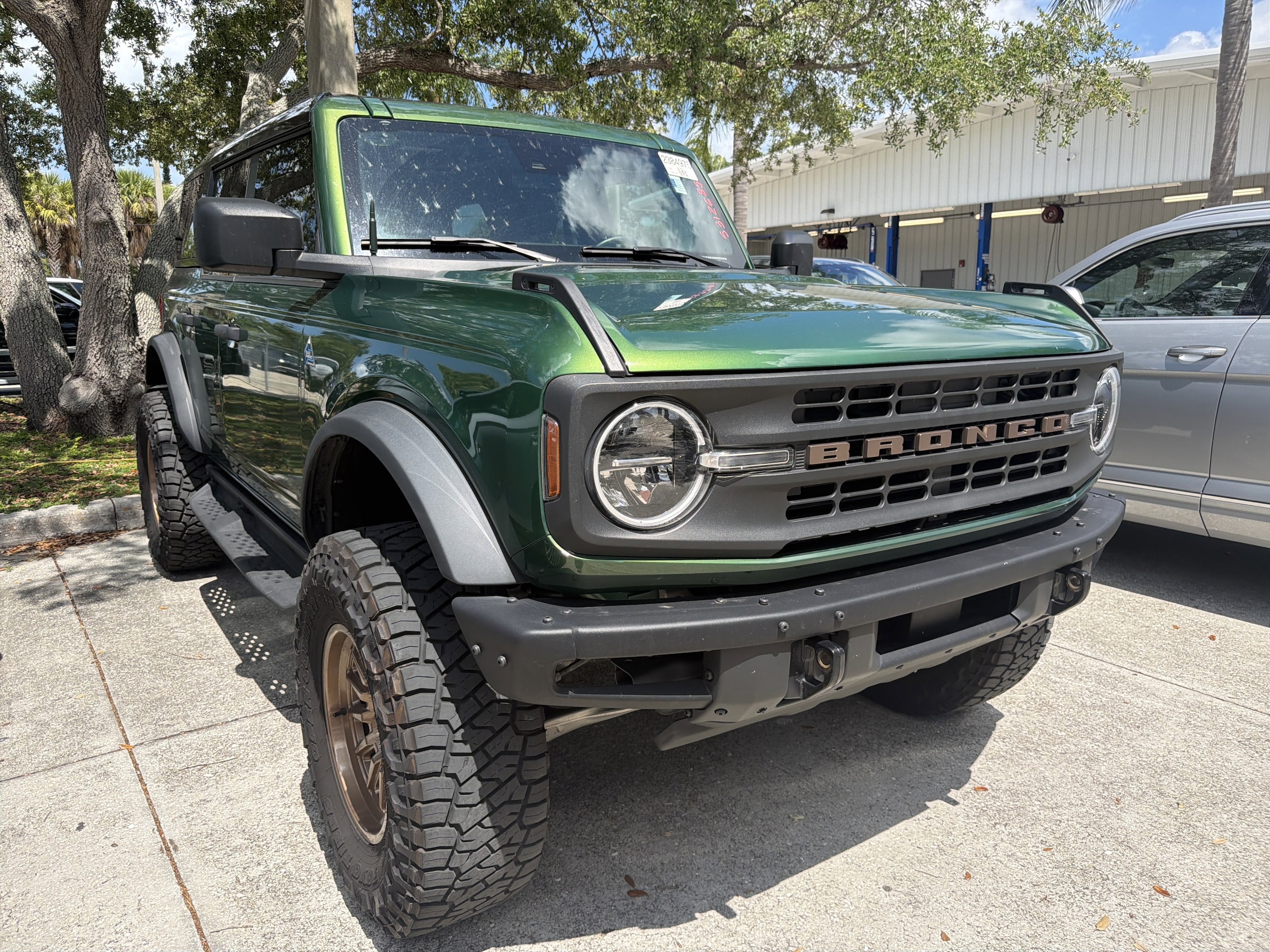 2024 Ford Bronco Black Diamond Mid (322A) 4x4's photo