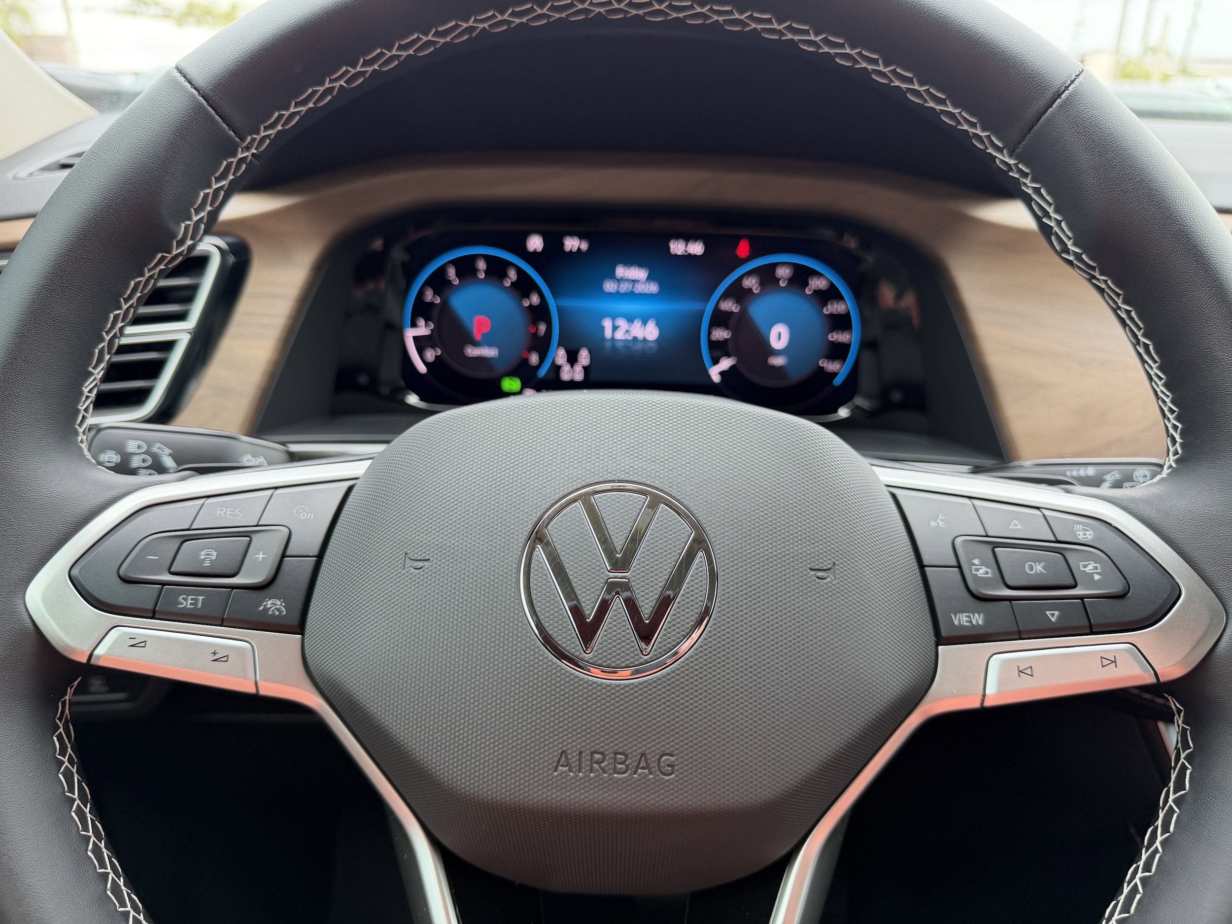 2026 Volkswagen Atlas SE w/Tech - Photo 30