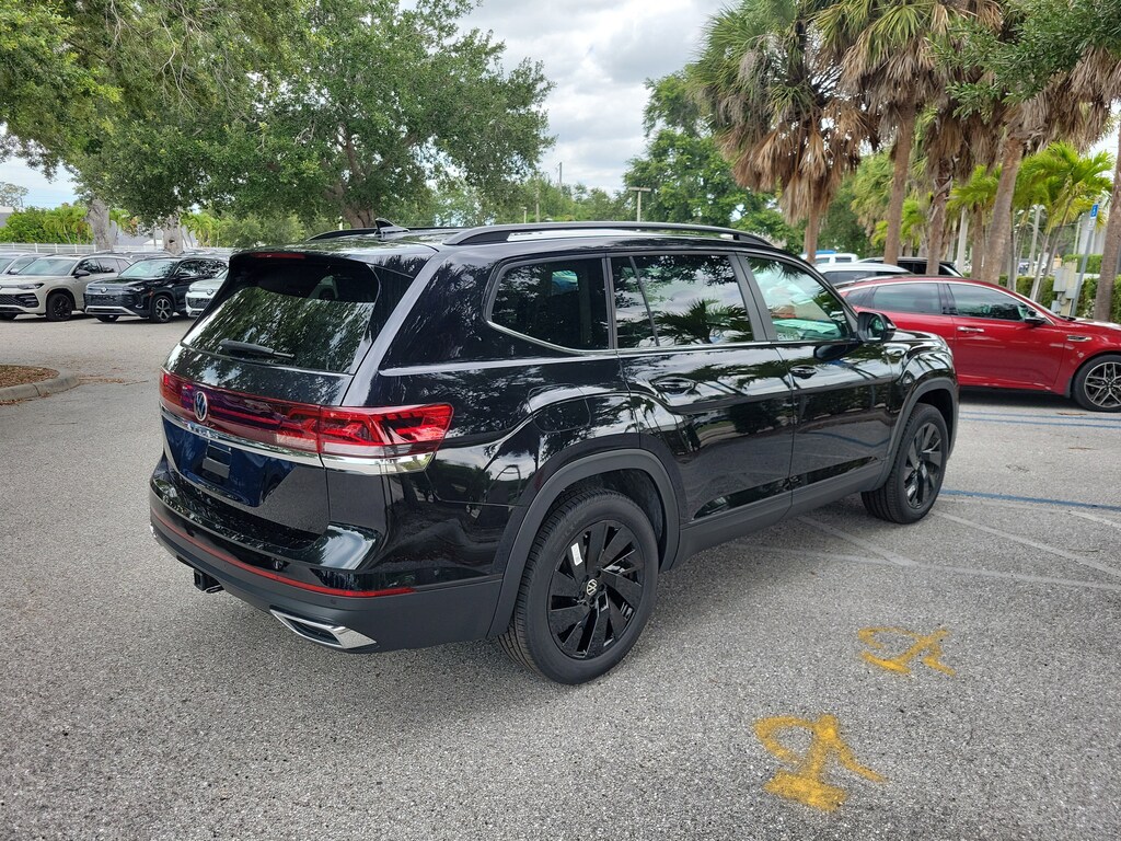 New 2026 Volkswagen Atlas 2.0T SE w/Technology SUV