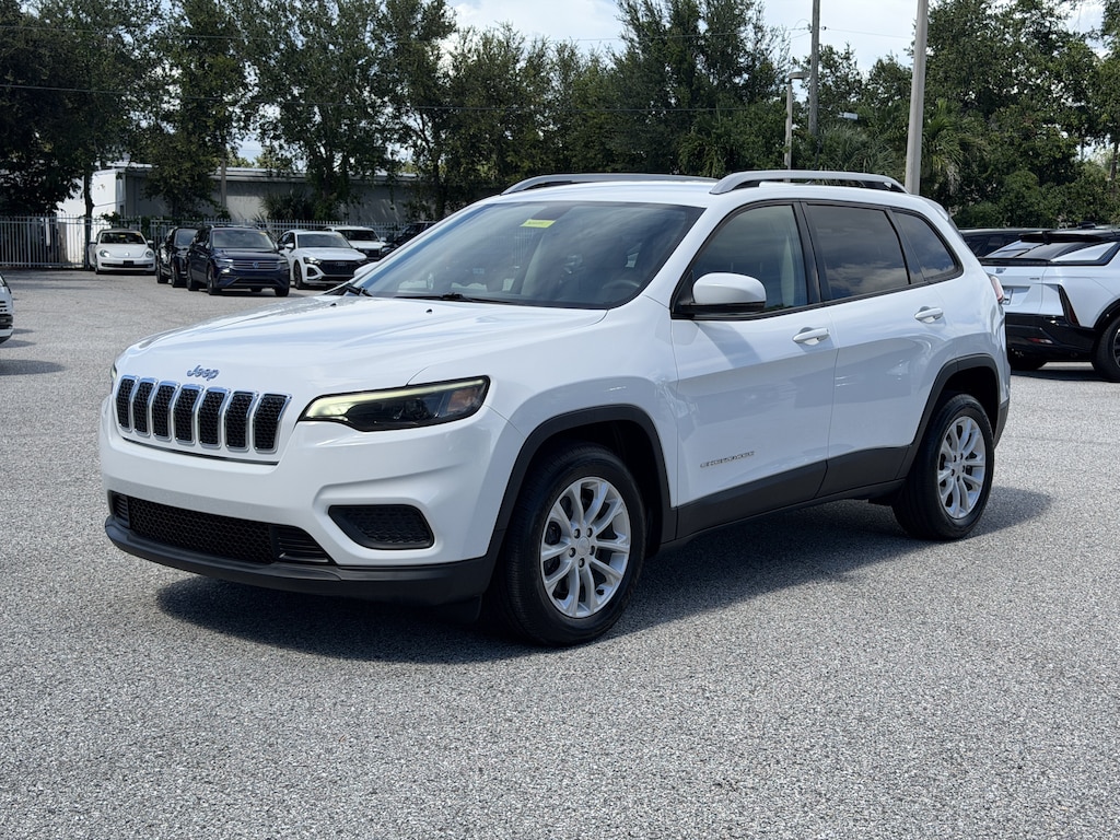 Used 2020 Jeep Cherokee Latitude SUV