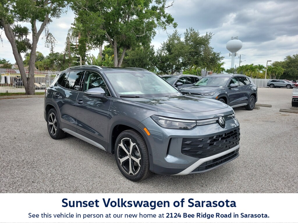 New 2026 Volkswagen Tiguan 2.0T SE SUV
