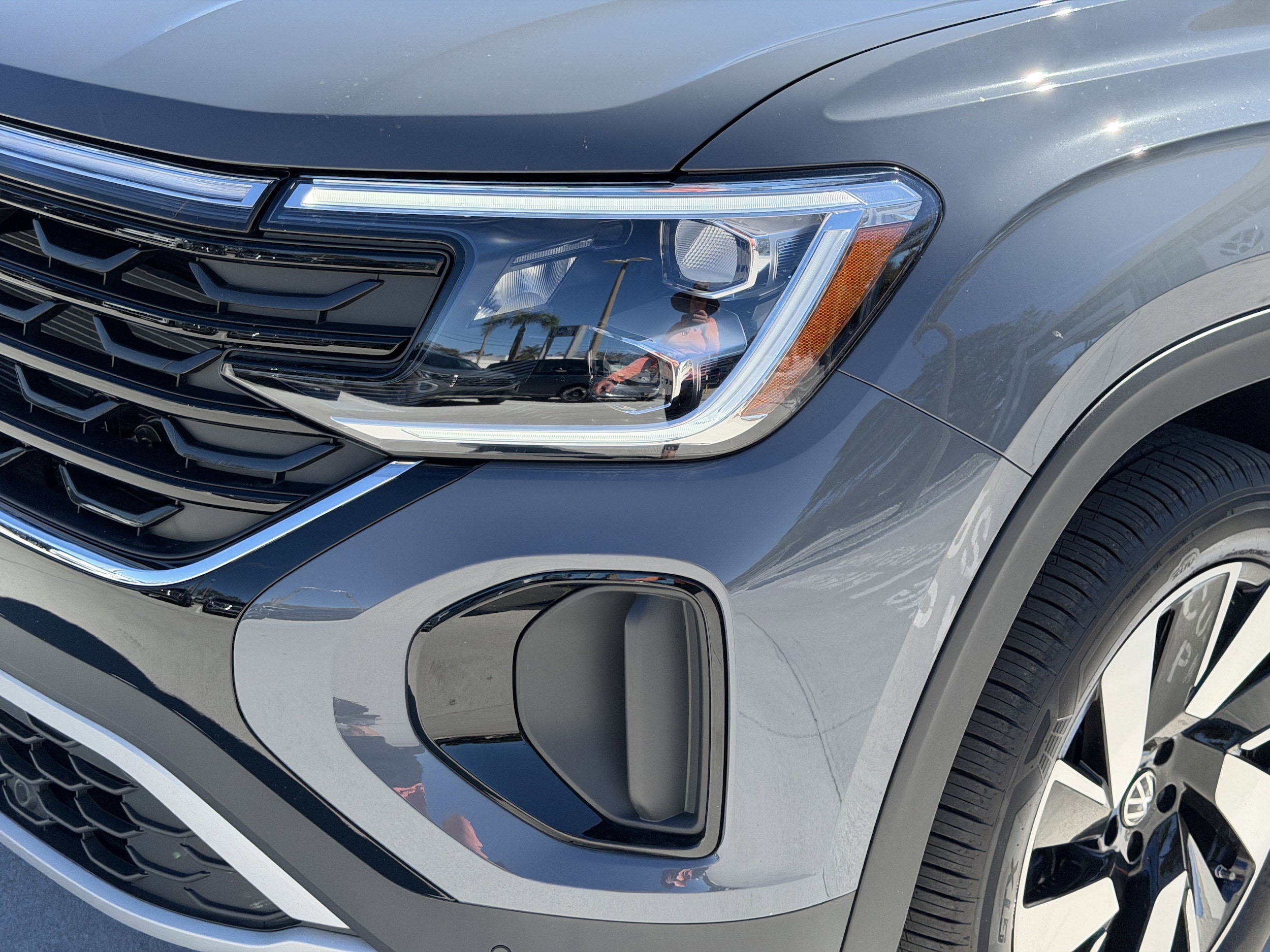 2026 Volkswagen Atlas Cross Sport SE w/Tech - Photo 8