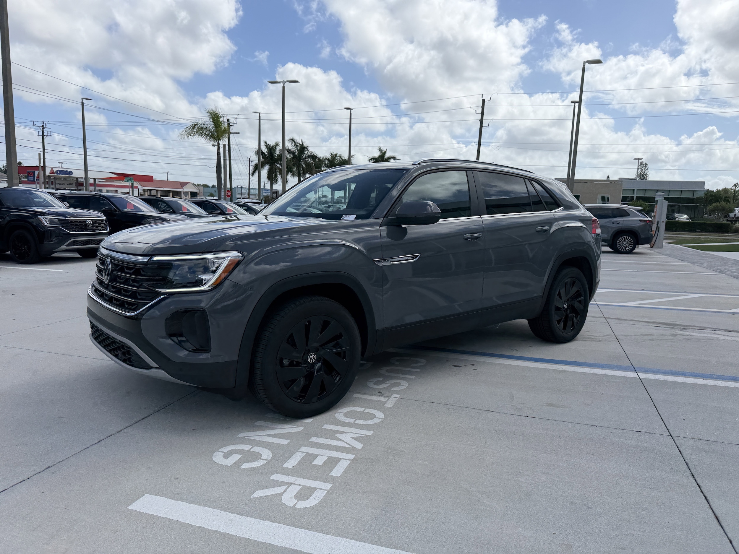2026 Volkswagen Atlas Cross Sport SE w/Tech - Photo 7