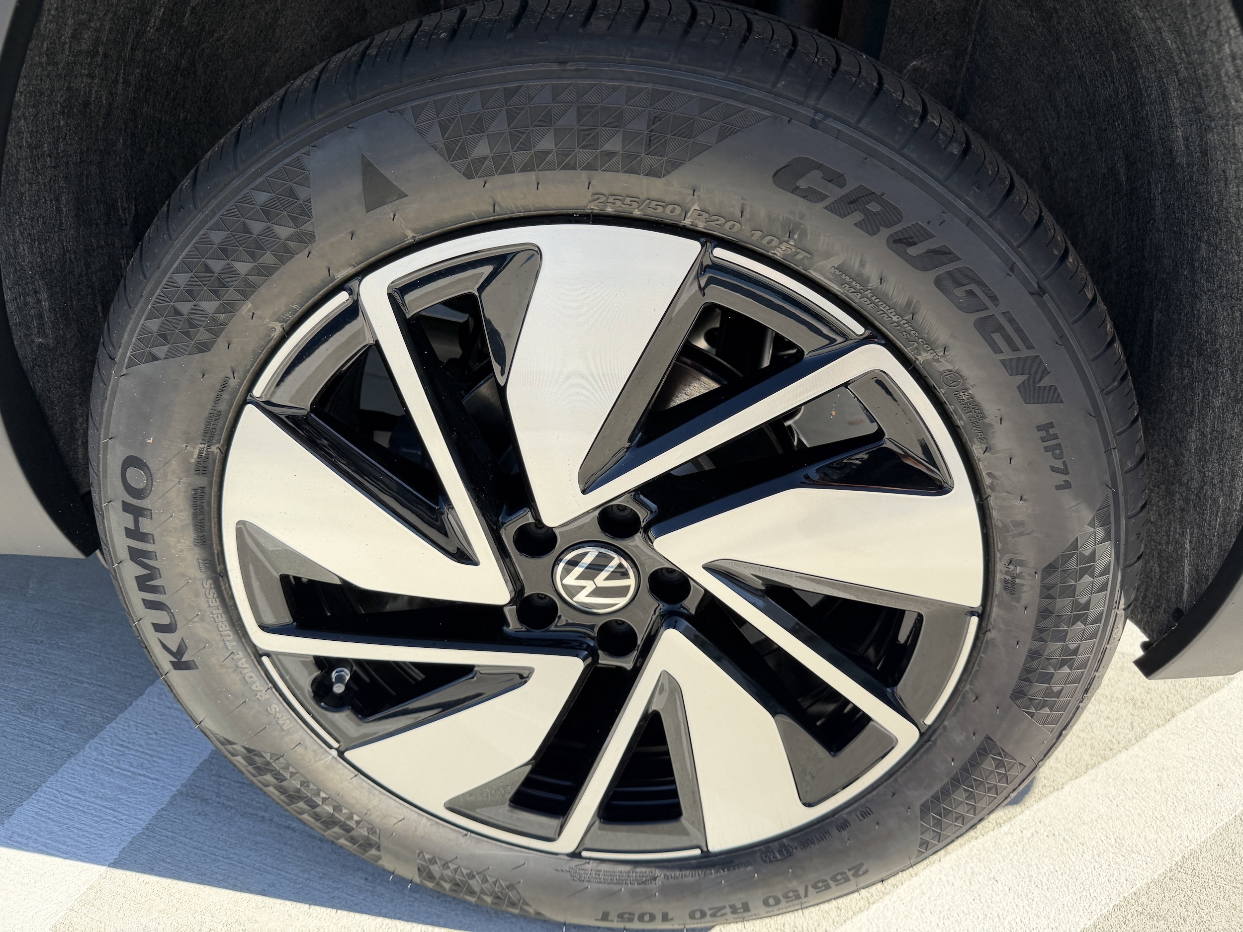 2026 Volkswagen Atlas SE w/Tech - Photo 31