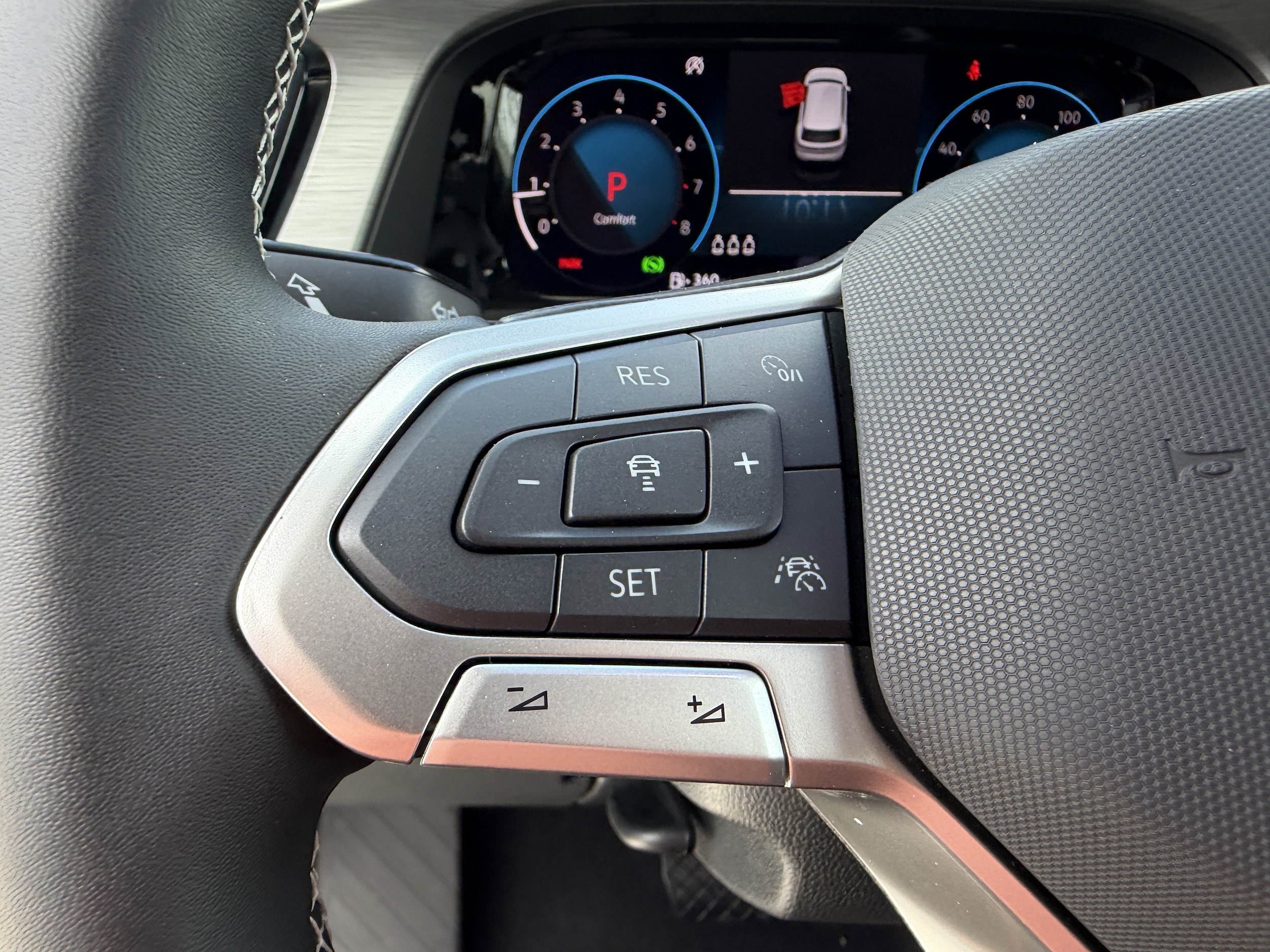 2026 Volkswagen Atlas Cross Sport SE w/Tech - Photo 25