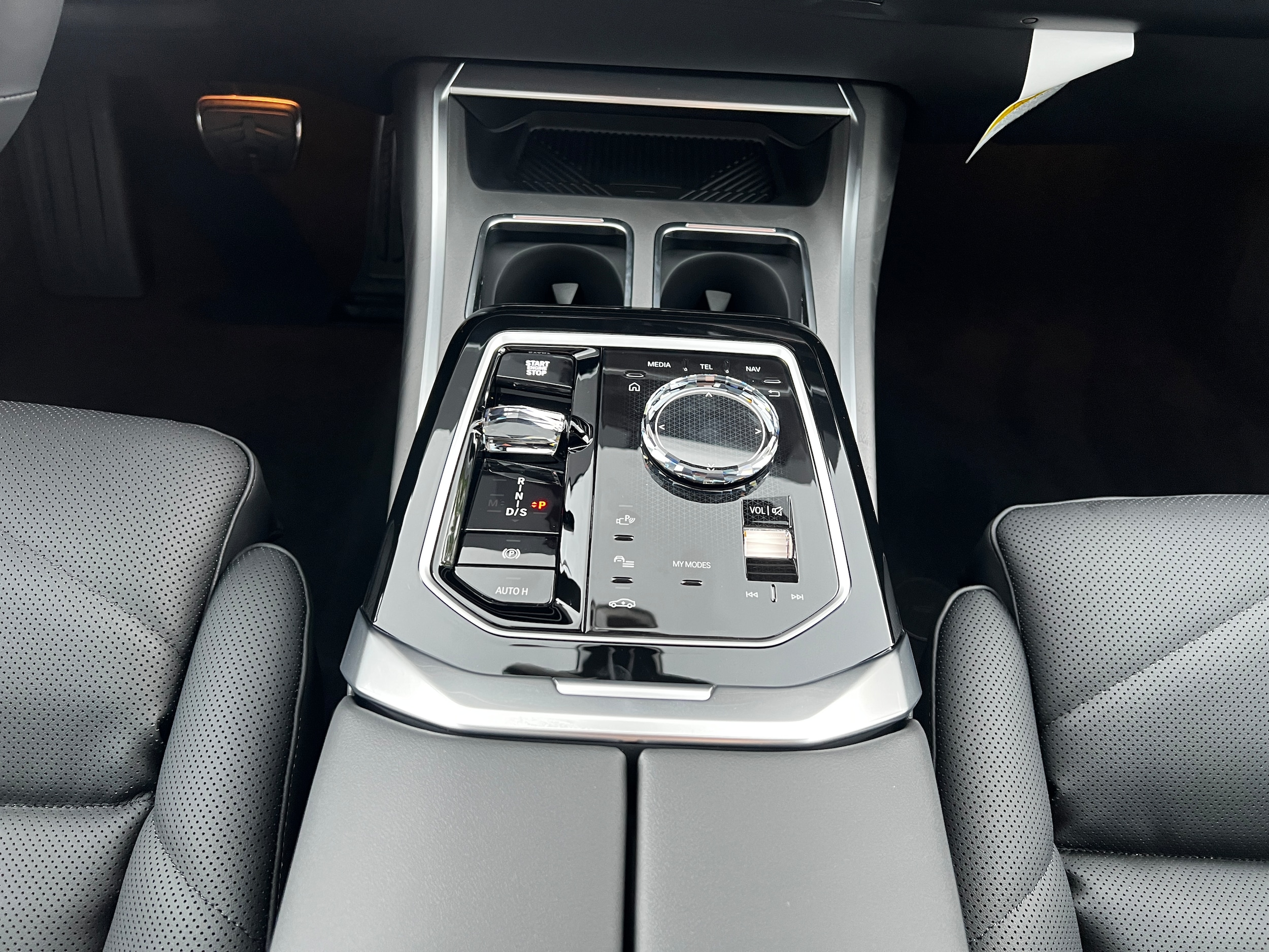 2025 BMW 7 Series 740i - Photo 20
