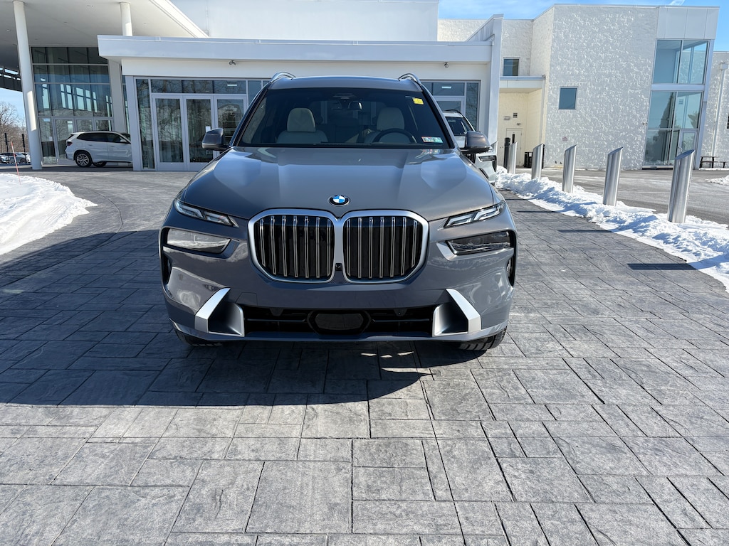 New 2026 BMW X7 xDrive40i SUV
