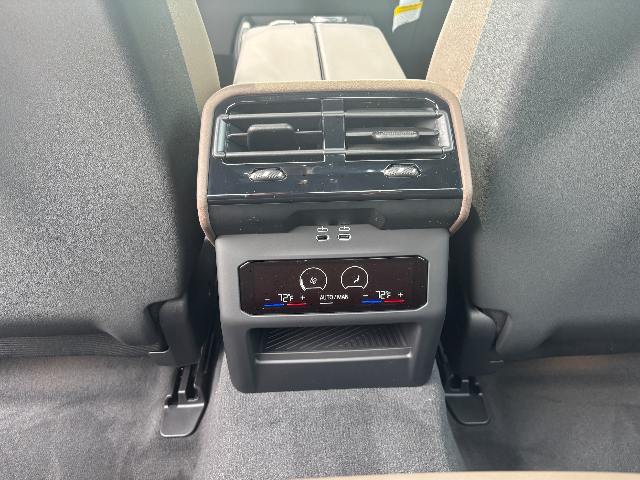 2026 BMW 5 Series 530i - Photo 15