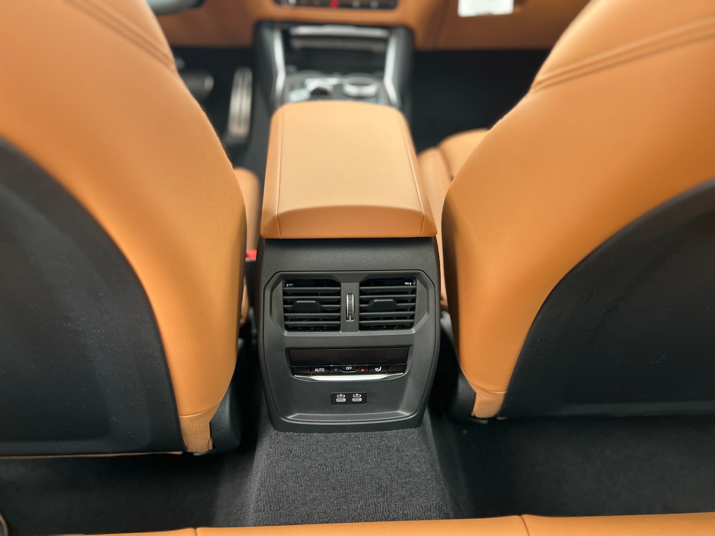 2026 BMW 3 Series 330i - Photo 13