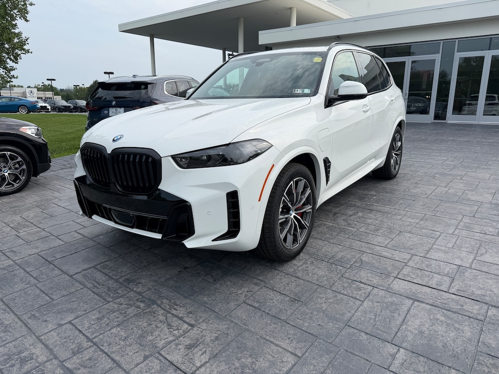 New 2026 BMW X5 PHEV xDrive50e SUV