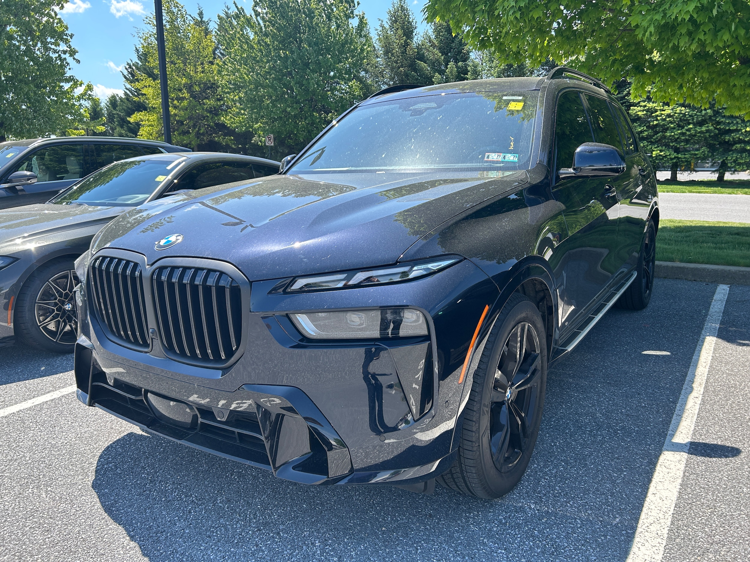 2023 BMW X7 xDrive40i's photo