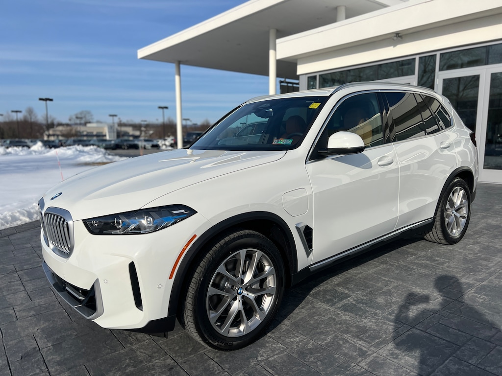 New 2026 BMW X5 PHEV xDrive50e SUV