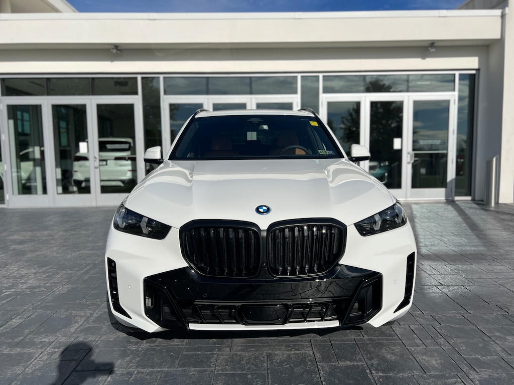 New 2026 BMW X5 PHEV xDrive50e SUV