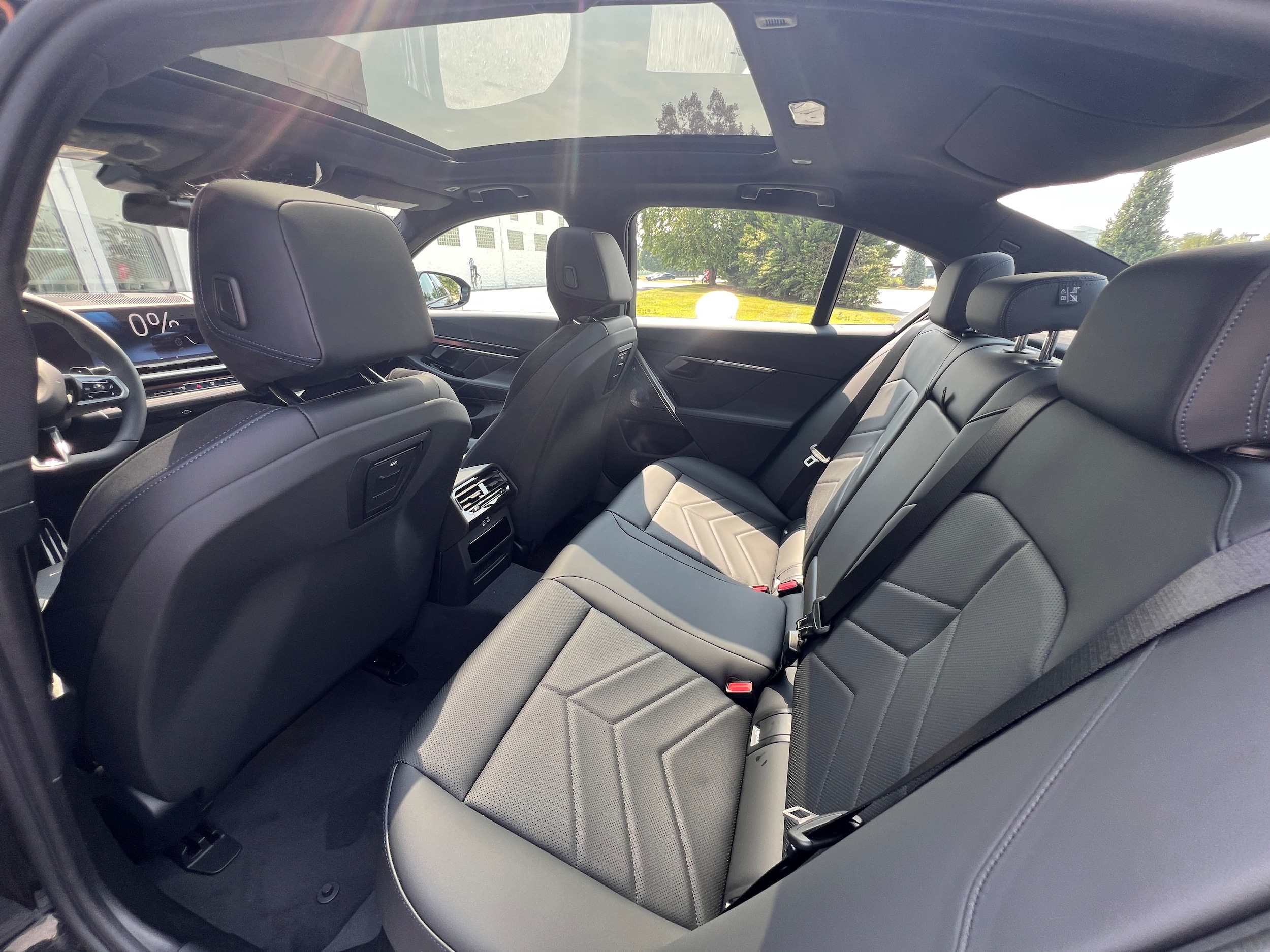 2026 BMW 5 Series 550e - Photo 12