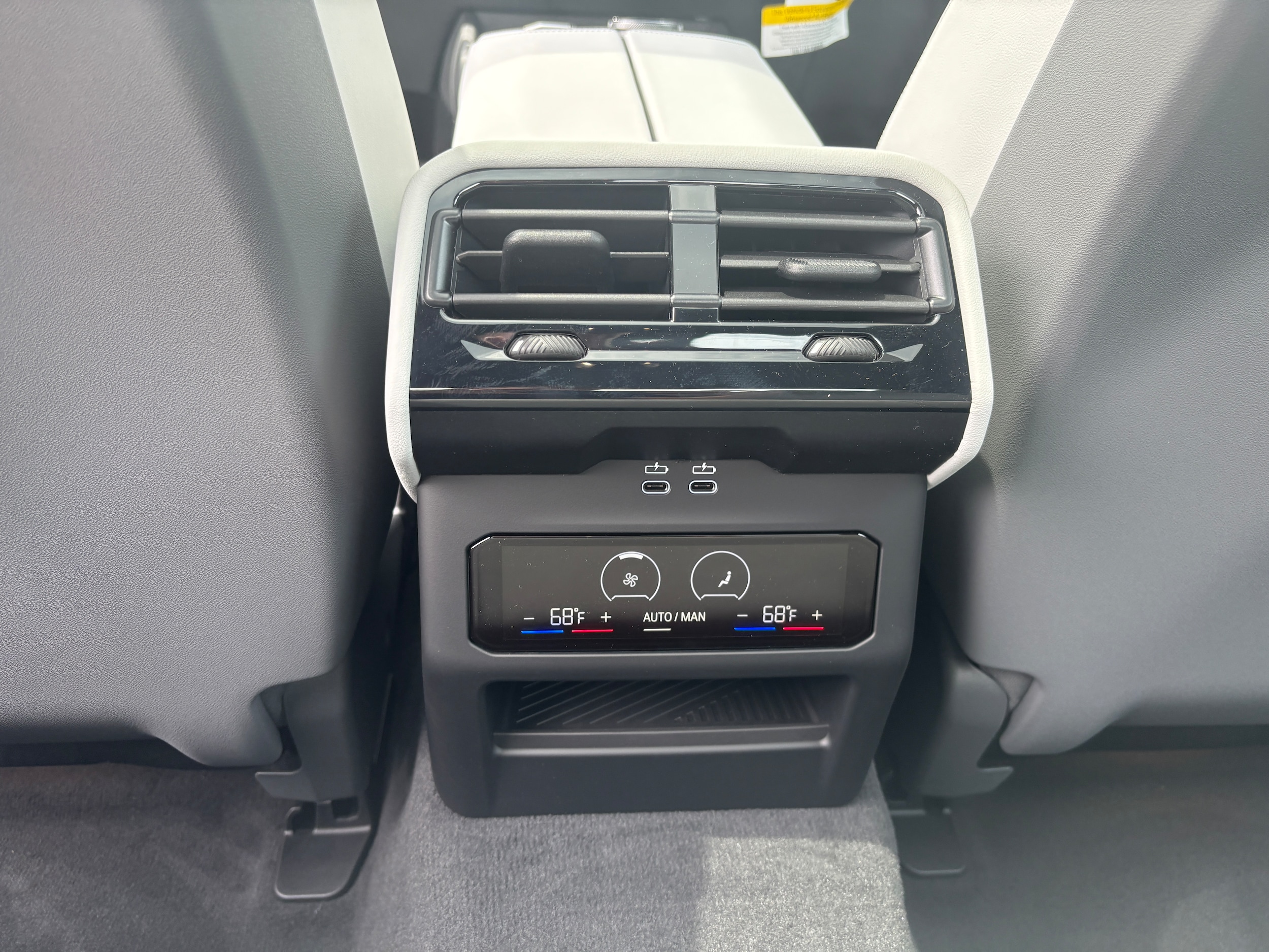 2026 BMW 5 Series 530i - Photo 15