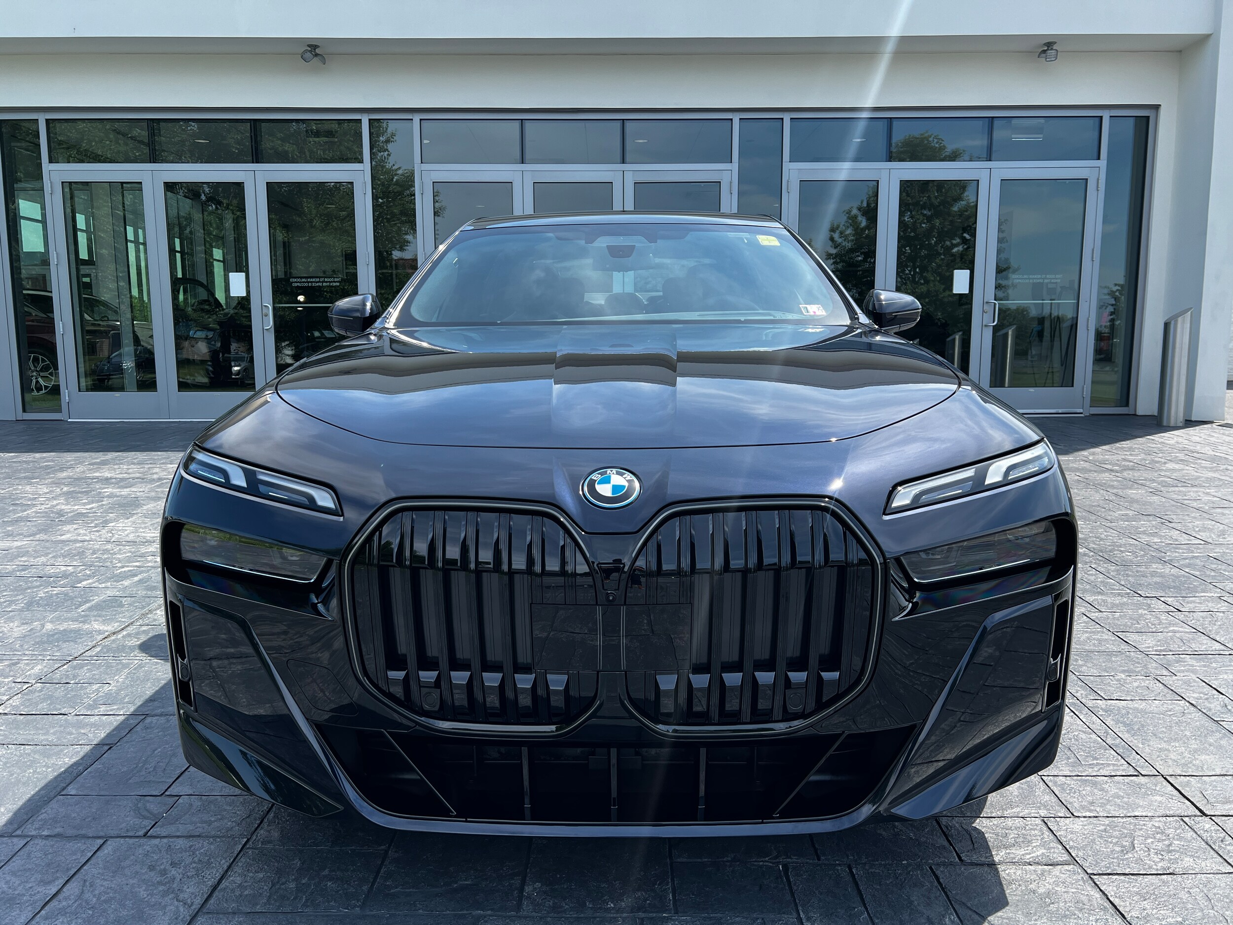 2025 Bmw i7 xDrive60 photo 2