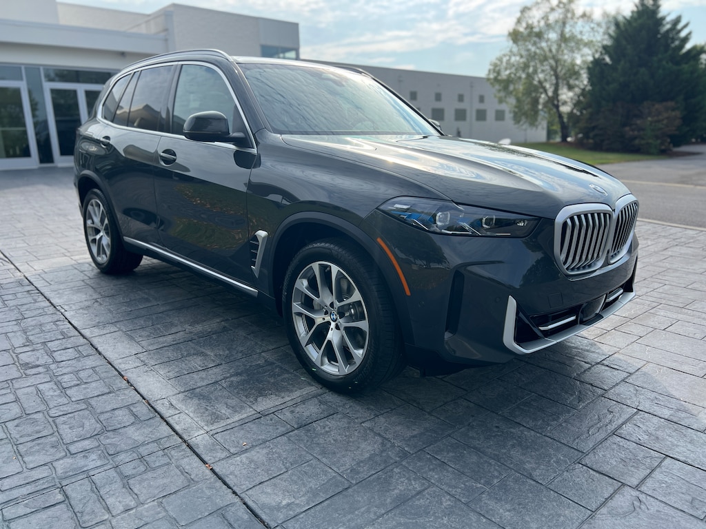 New 2026 BMW X5 xDrive40i SUV