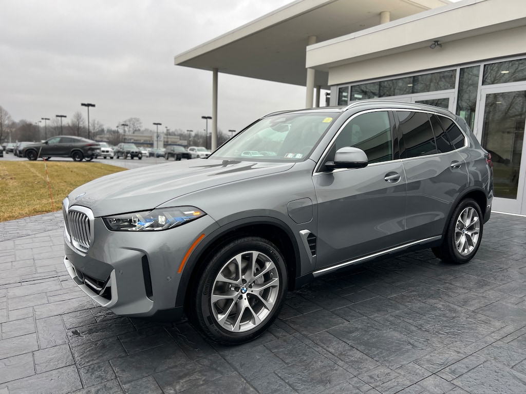 New 2026 BMW X5 PHEV xDrive50e SUV