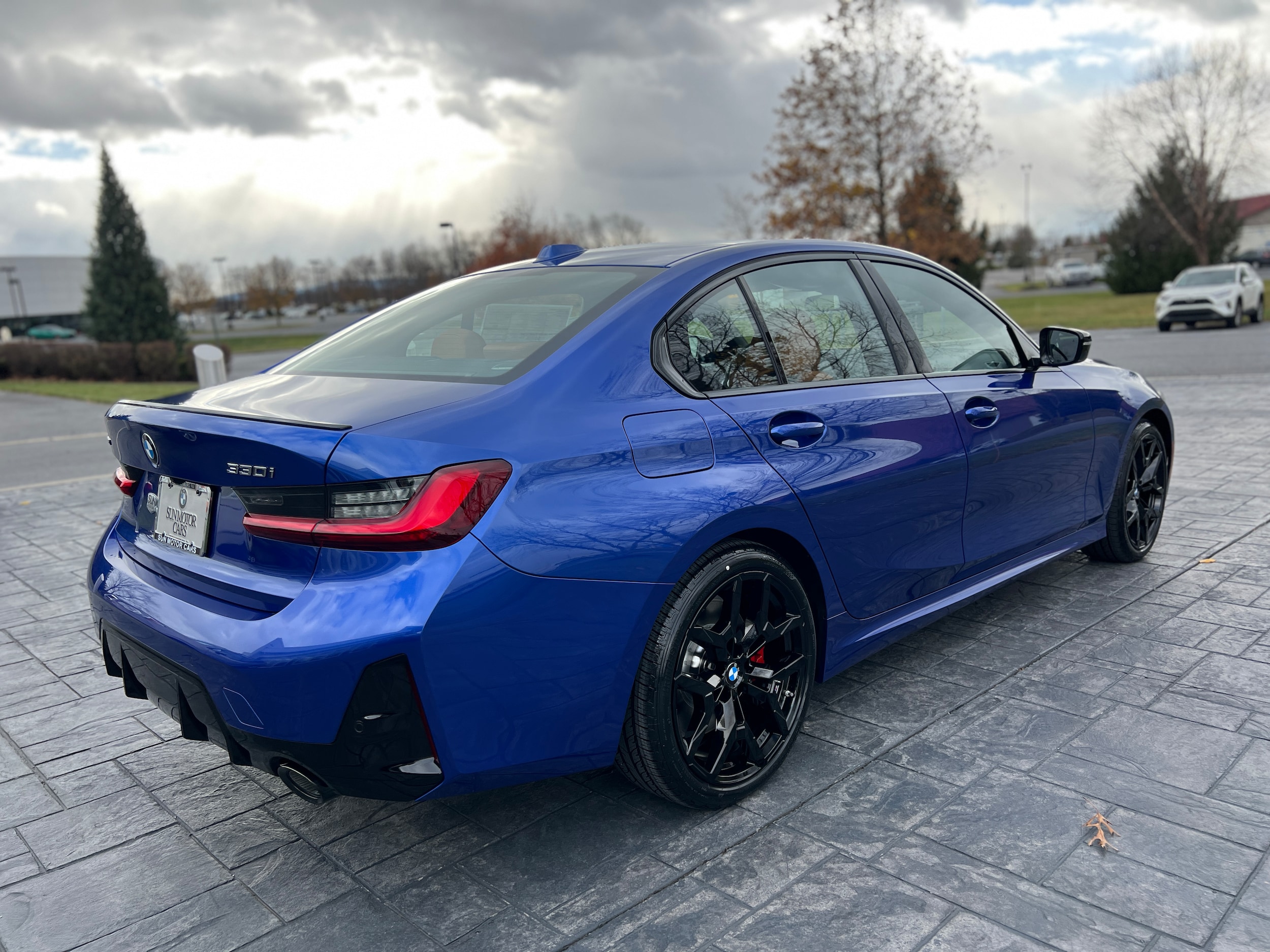 2026 BMW 3 Series 330i - Photo 5
