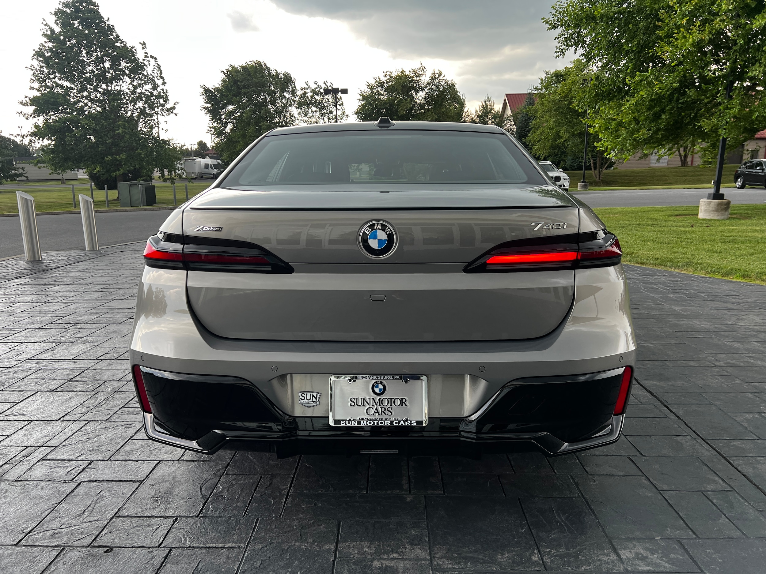 2025 BMW 7 Series 740i - Photo 6
