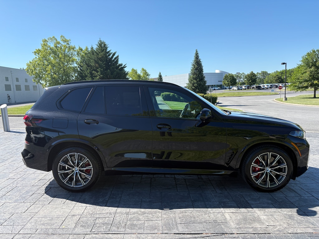 New 2026 BMW X5 PHEV xDrive50e SUV