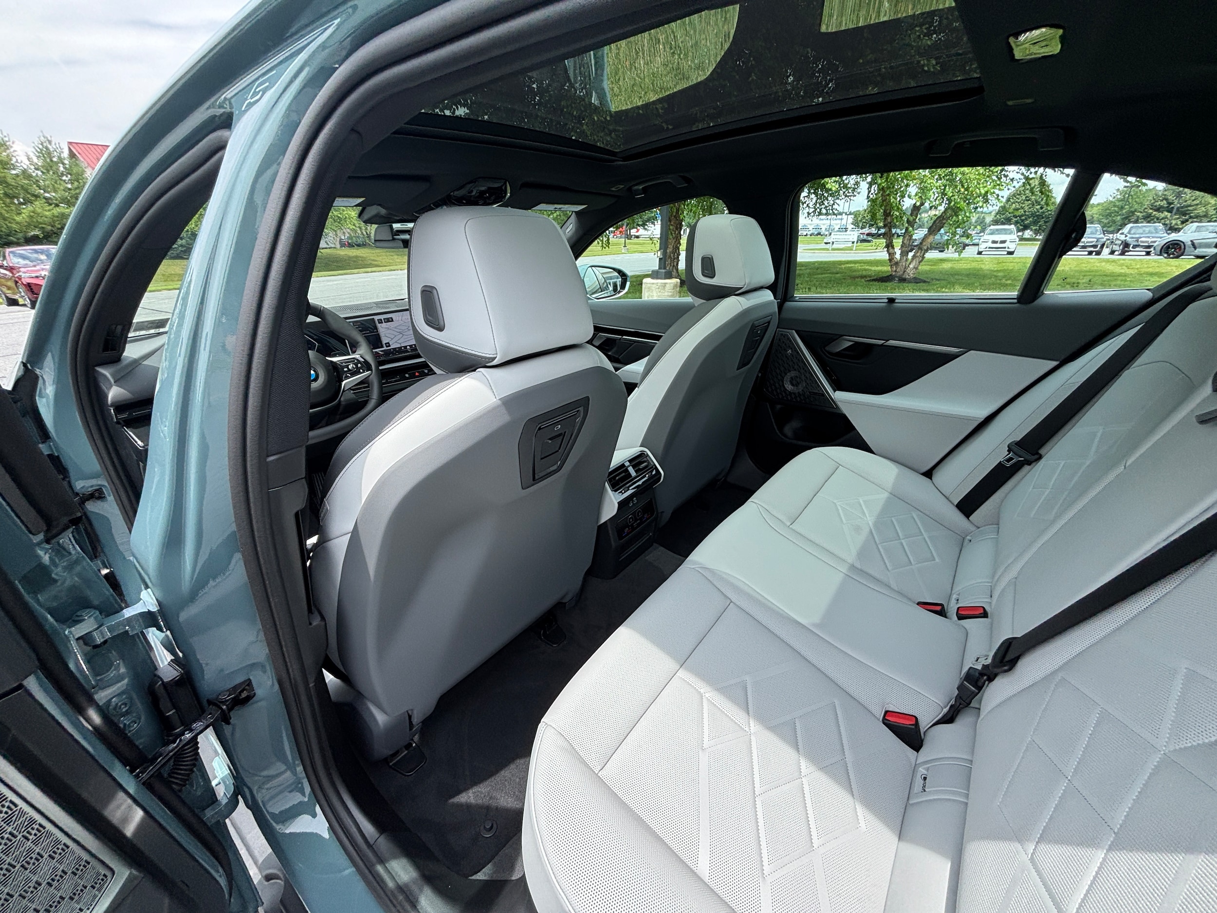 2026 BMW 5 Series 530i - Photo 14