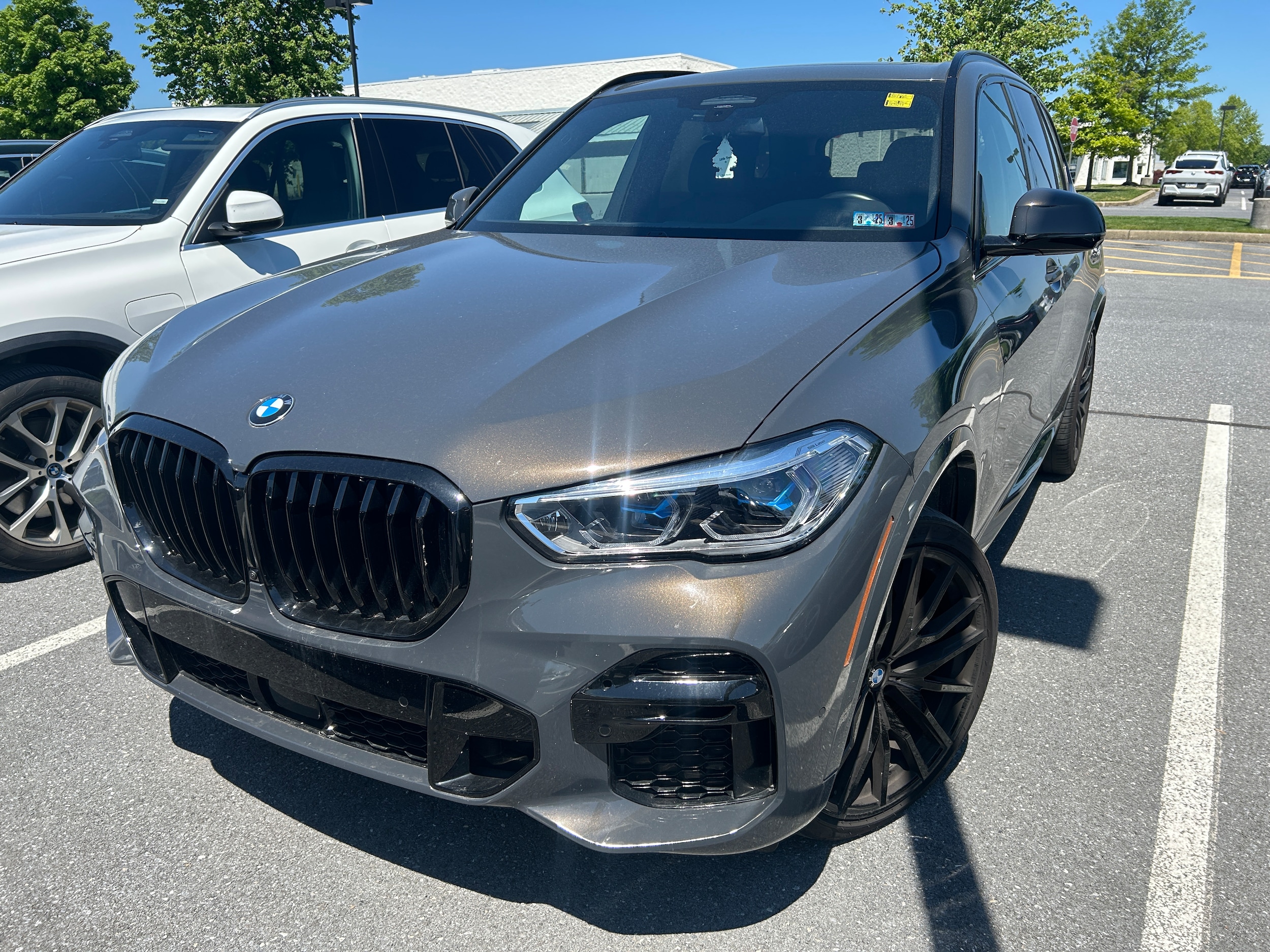 2023 BMW X5 M50i's photo
