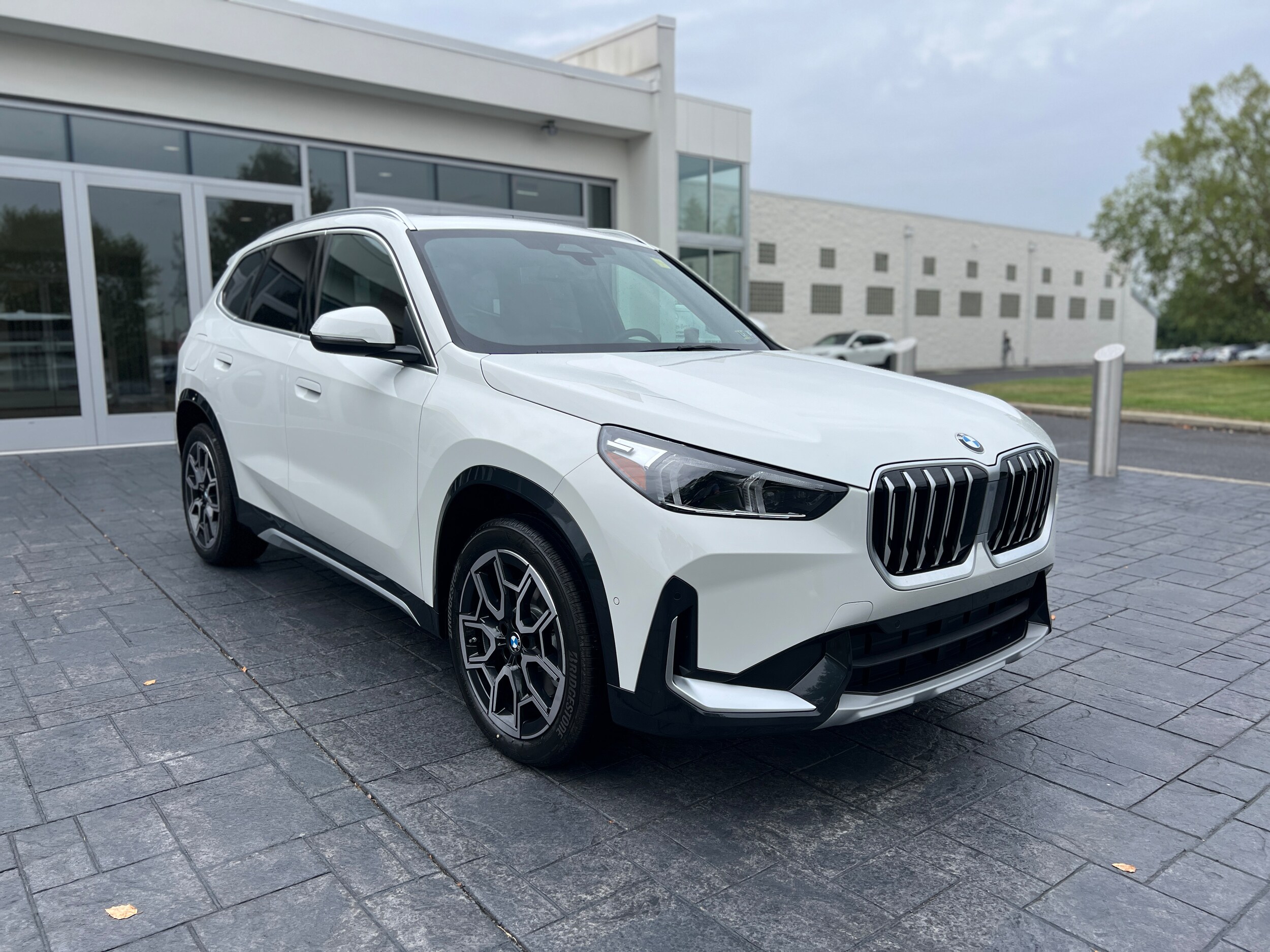 2026 Bmw X1 XDrive28i photo 3