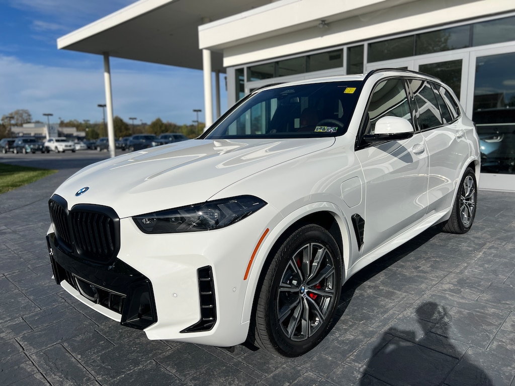 New 2026 BMW X5 PHEV xDrive50e SUV