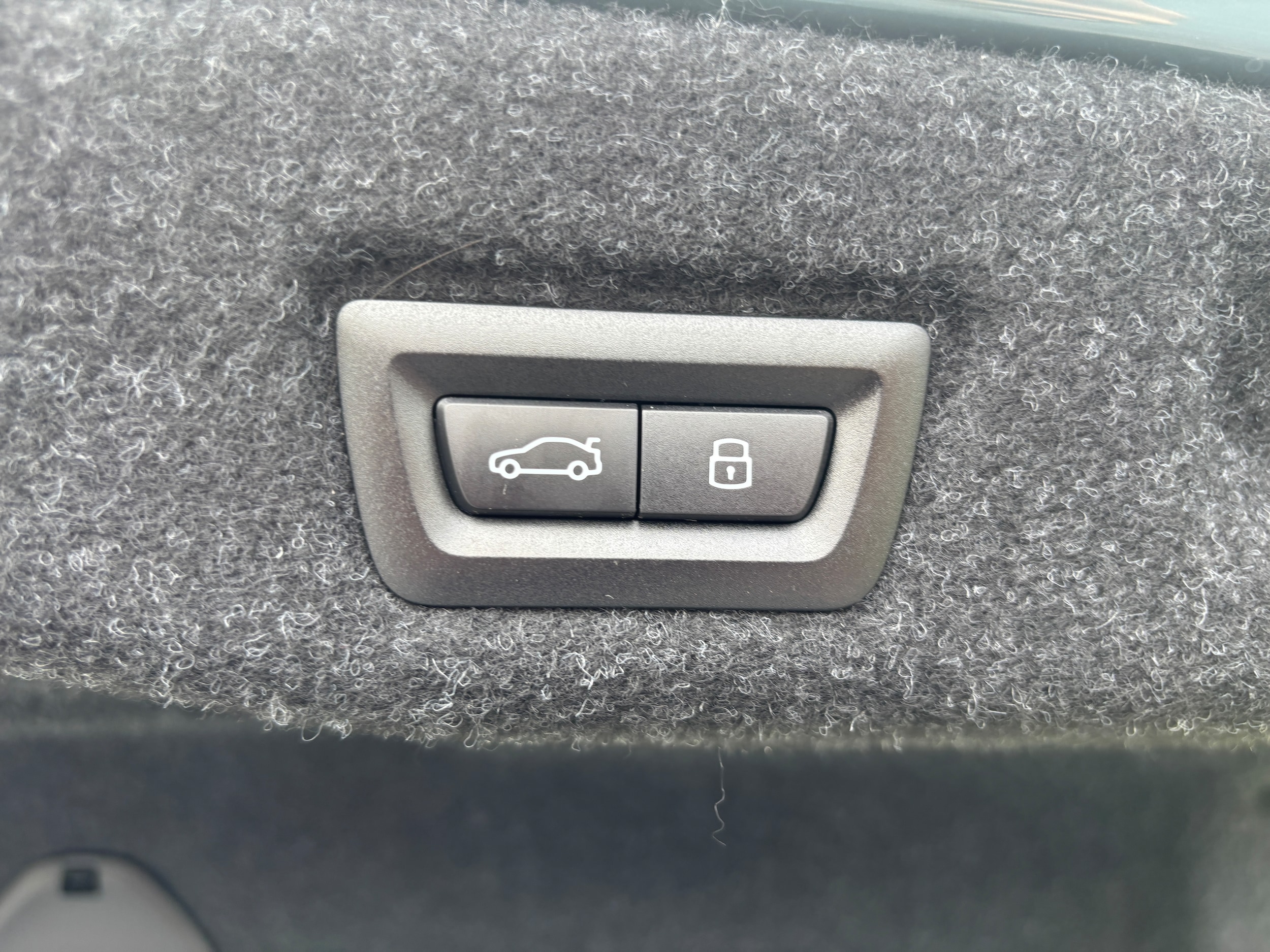 2026 BMW 5 Series 530i - Photo 21