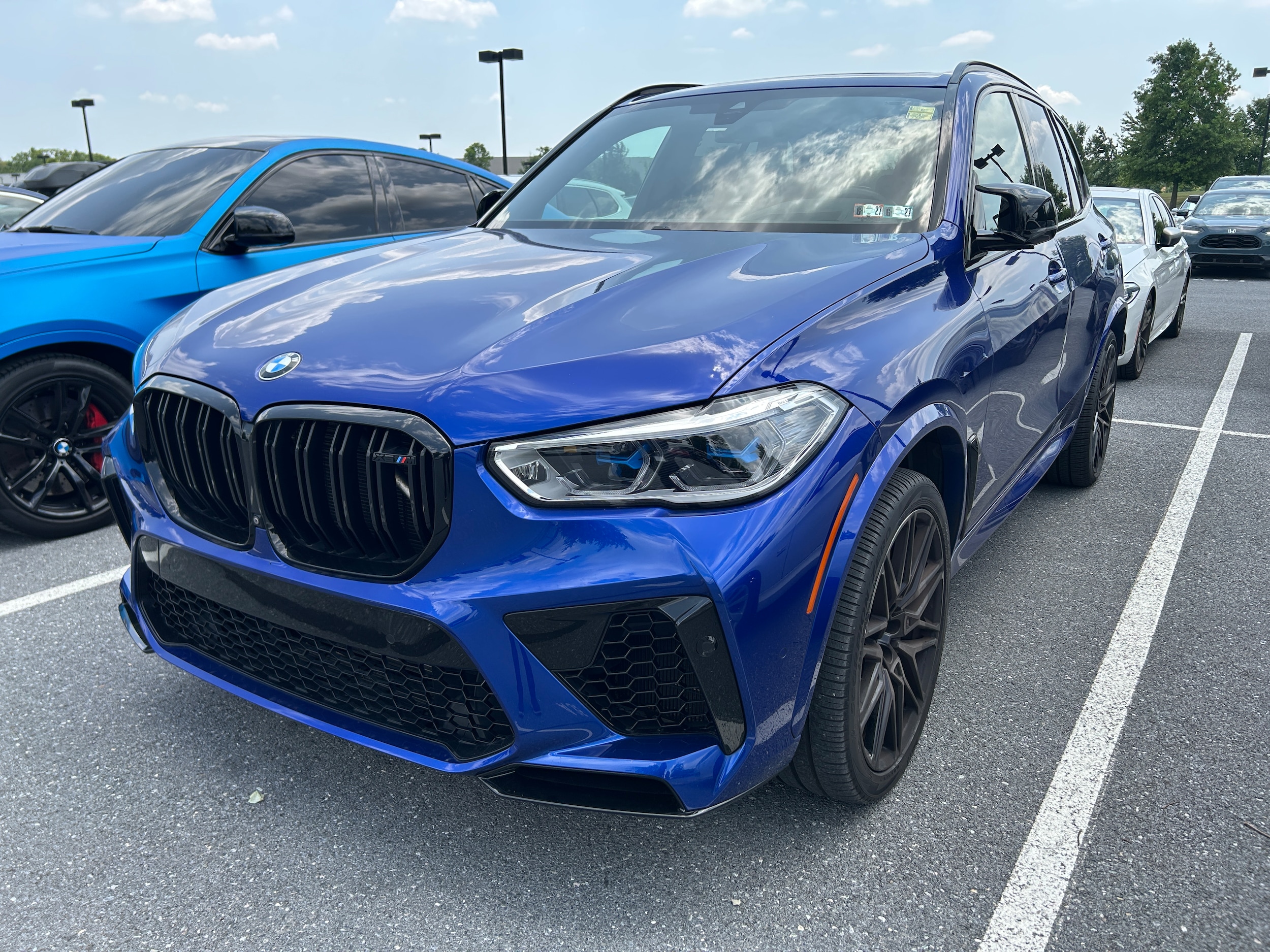 2021 BMW X5 M -'s photo
