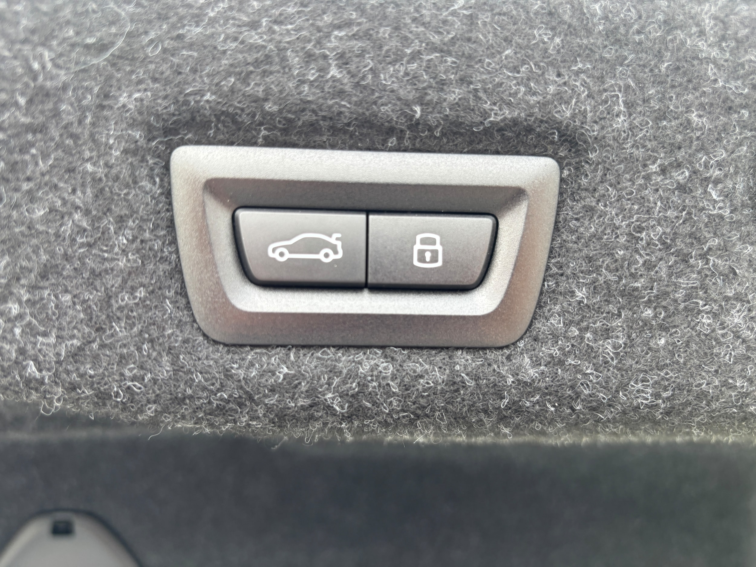 2026 BMW 5 Series 530i - Photo 21
