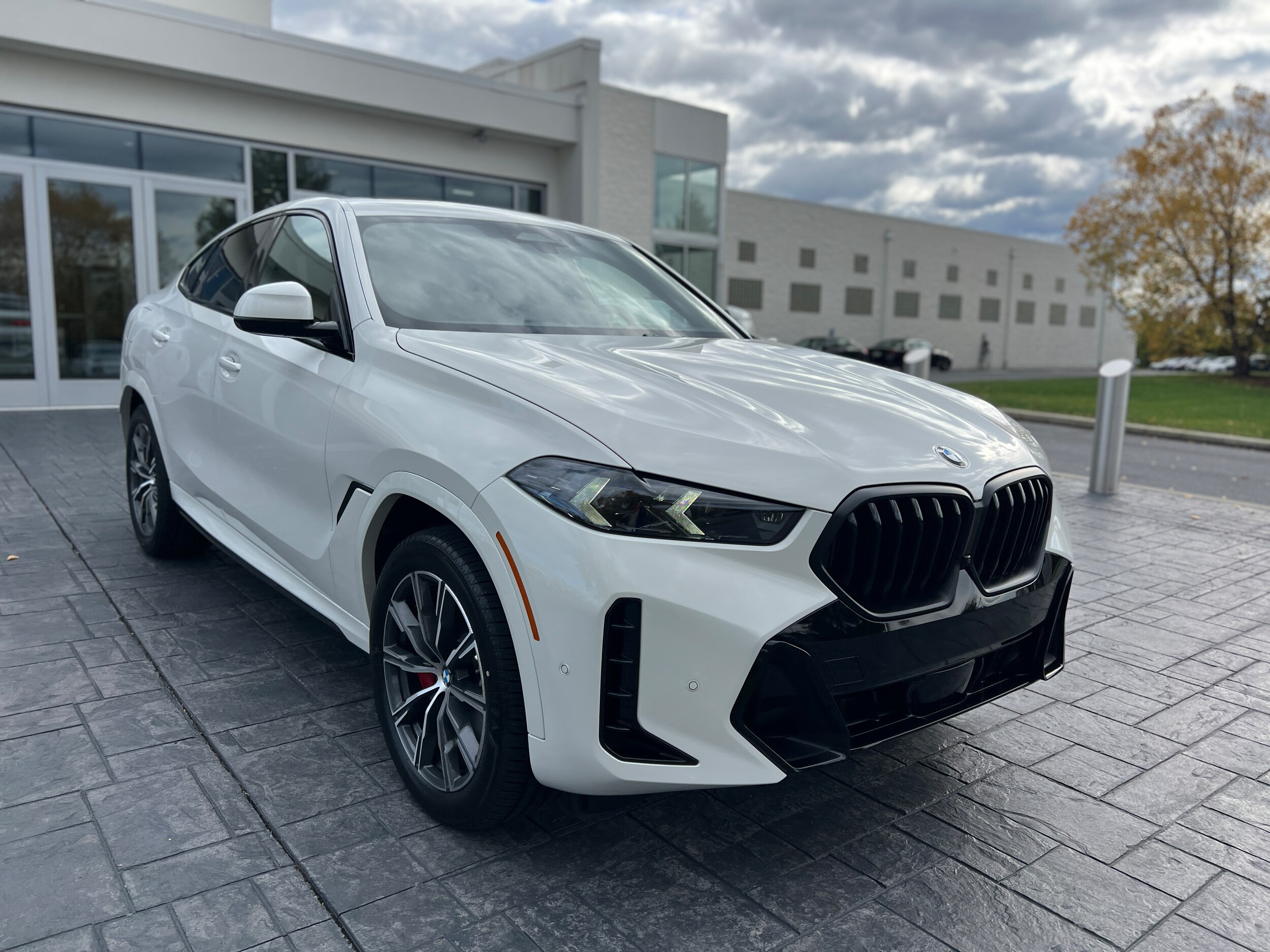 2026 Bmw X6 xDrive40i photo 2