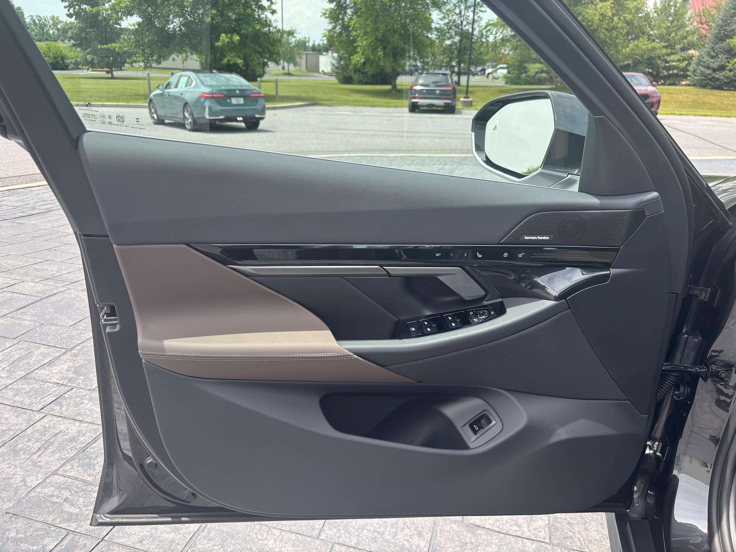 2026 BMW 5 Series 530i - Photo 10