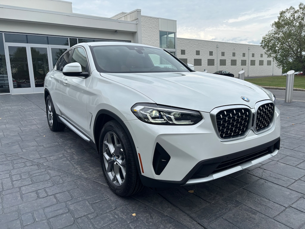 New 2025 BMW X4 xDrive30i SUV