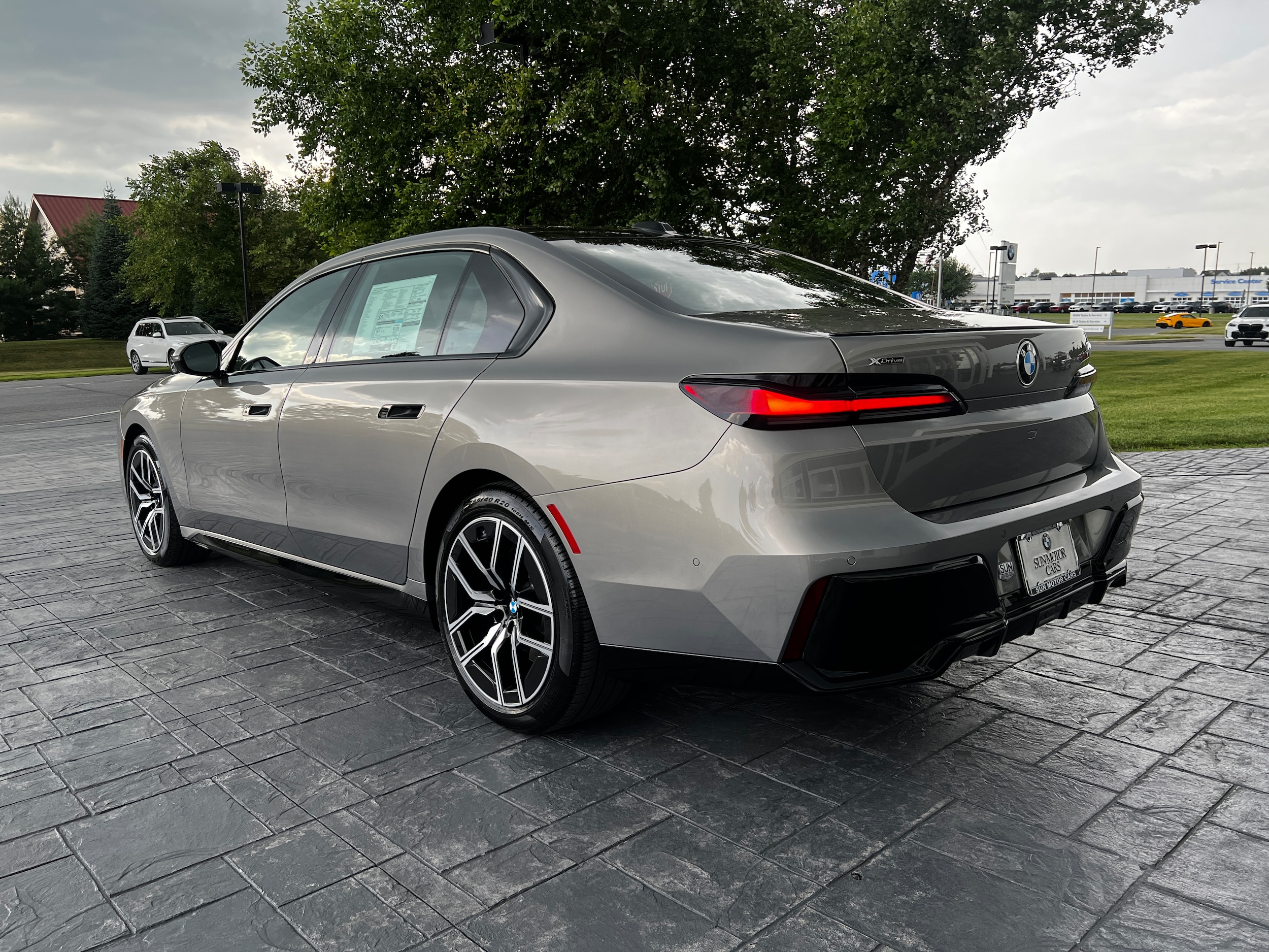 2025 BMW 7 Series 740i - Photo 7
