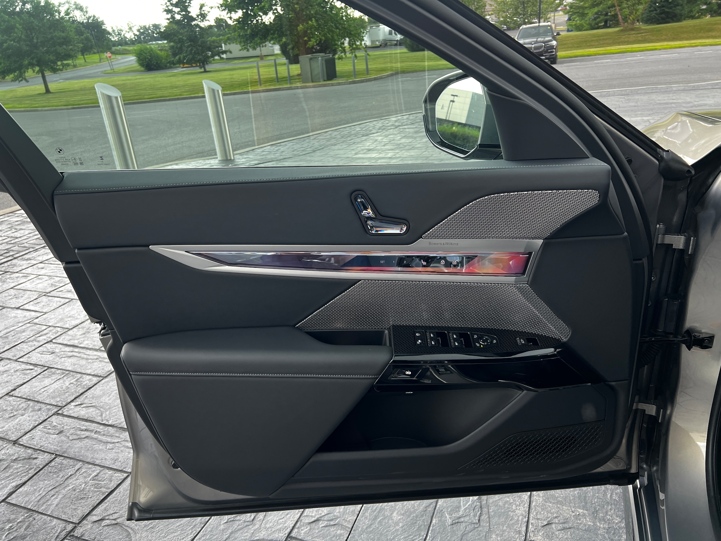 2025 BMW 7 Series 740i - Photo 10