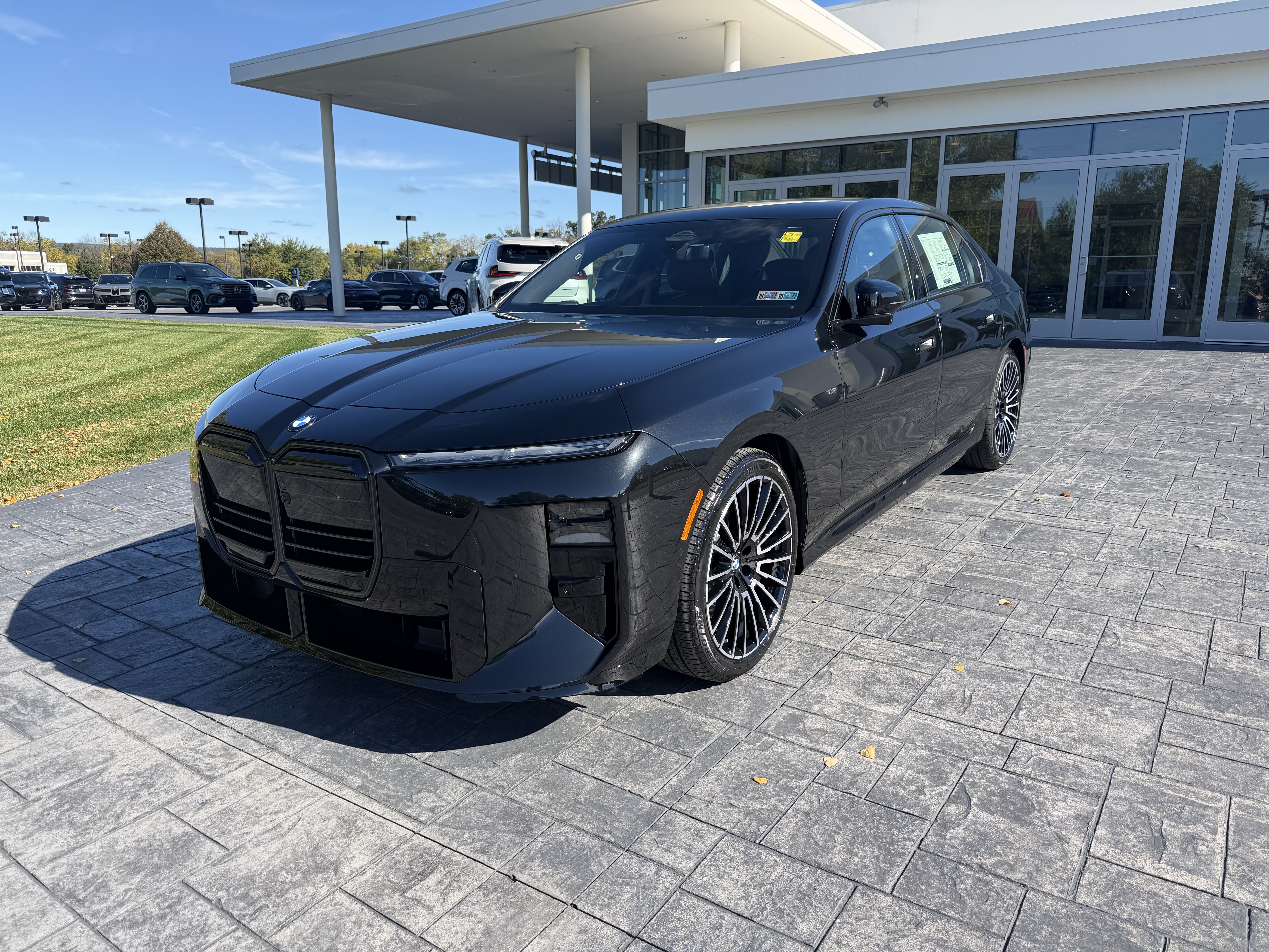 2027 BMW 740i xDrive Sedan