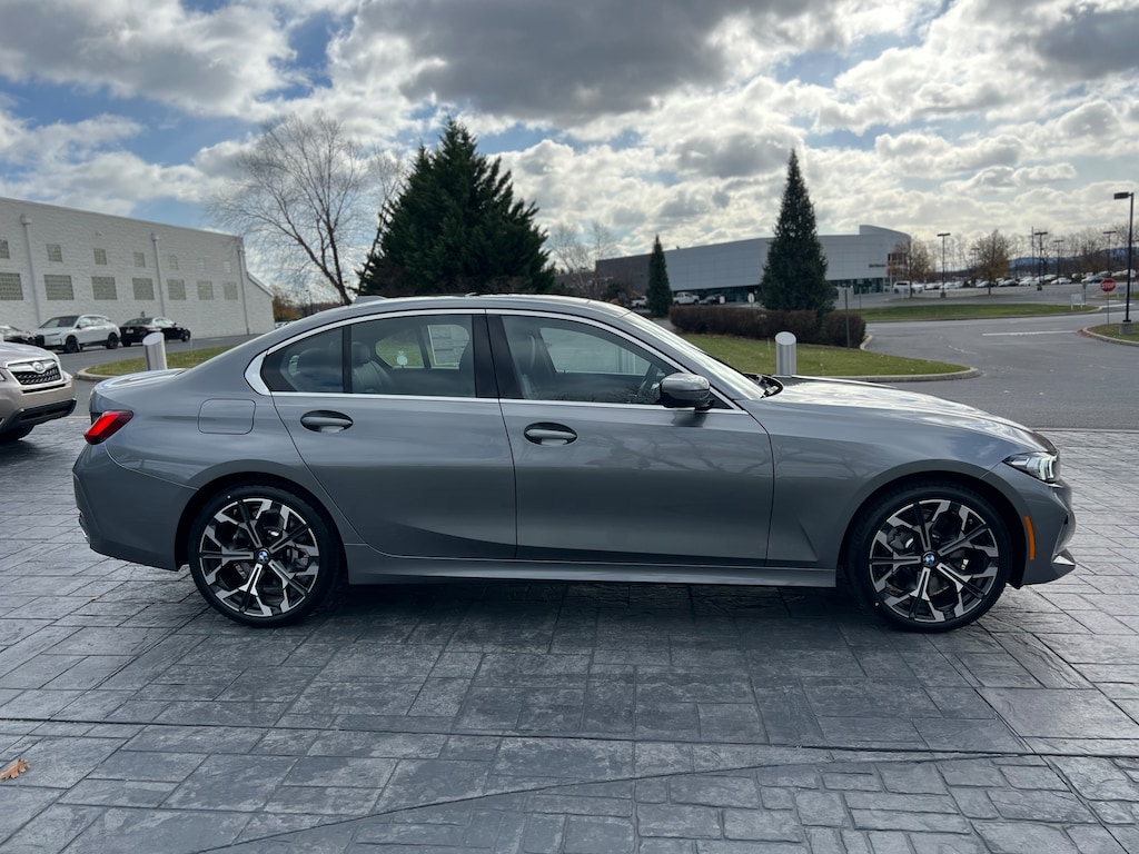New 2026 BMW 330i xDrive Sedan