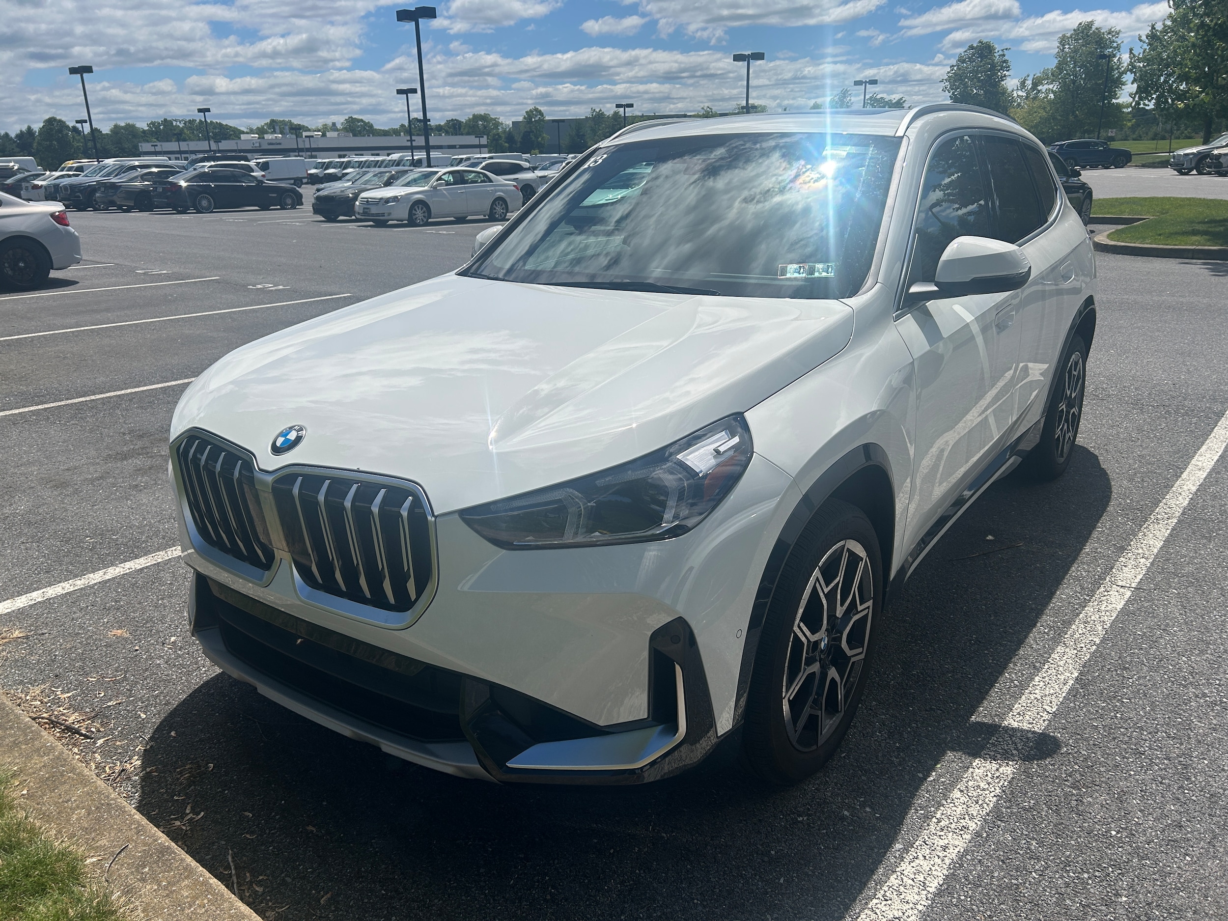 2025 BMW X1 xDrive28i's photo