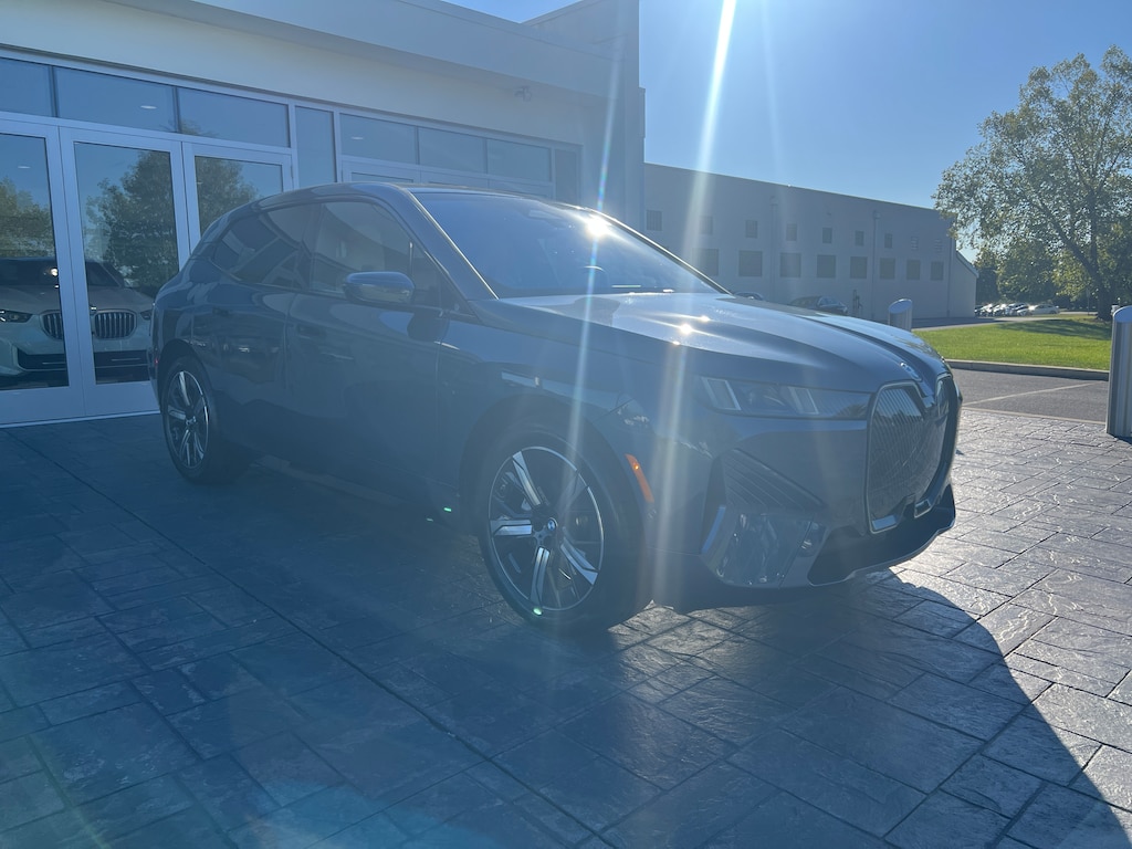 New 2026 BMW iX xDrive45 SUV