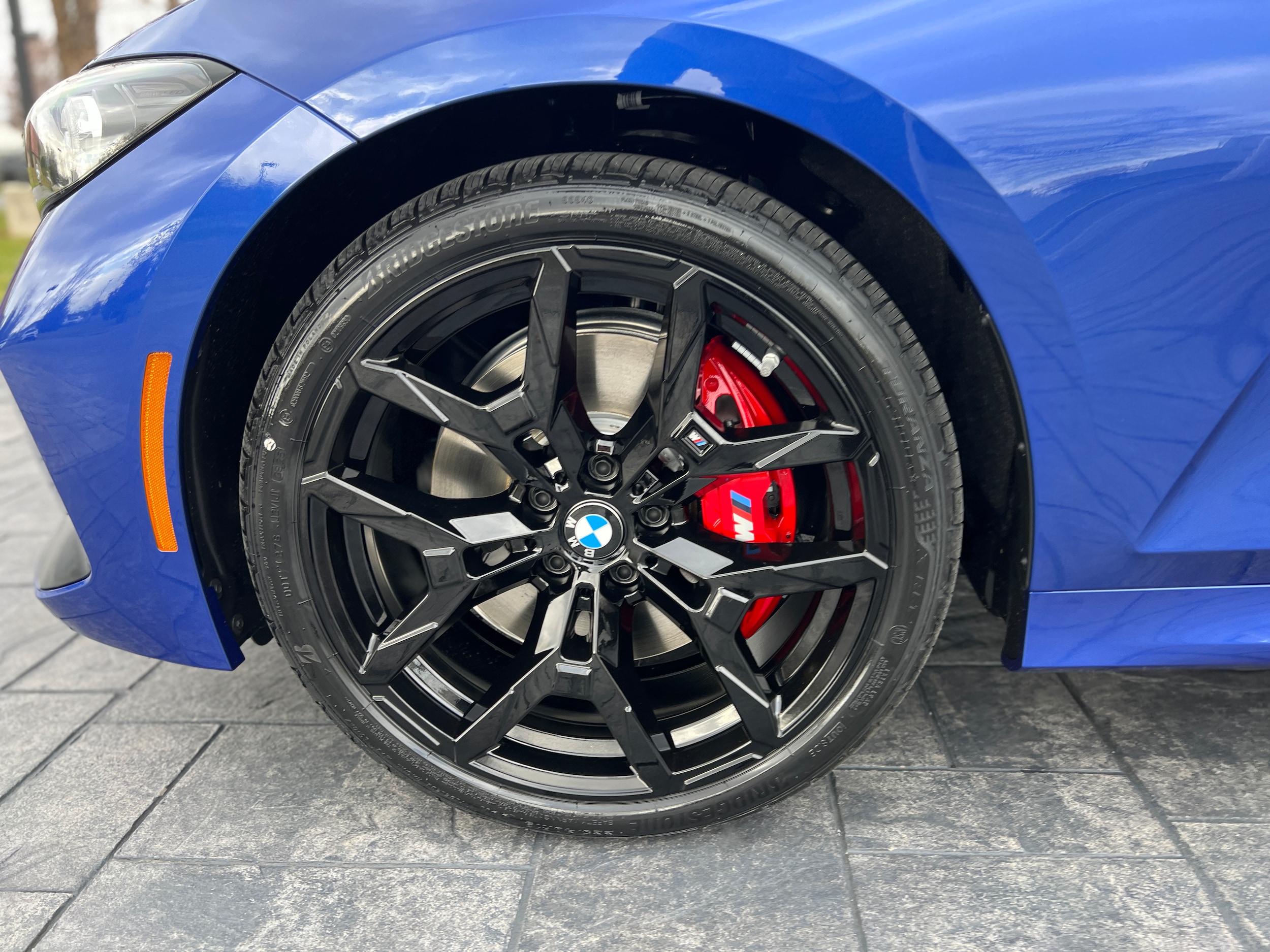 2026 BMW 3 Series 330i - Photo 9